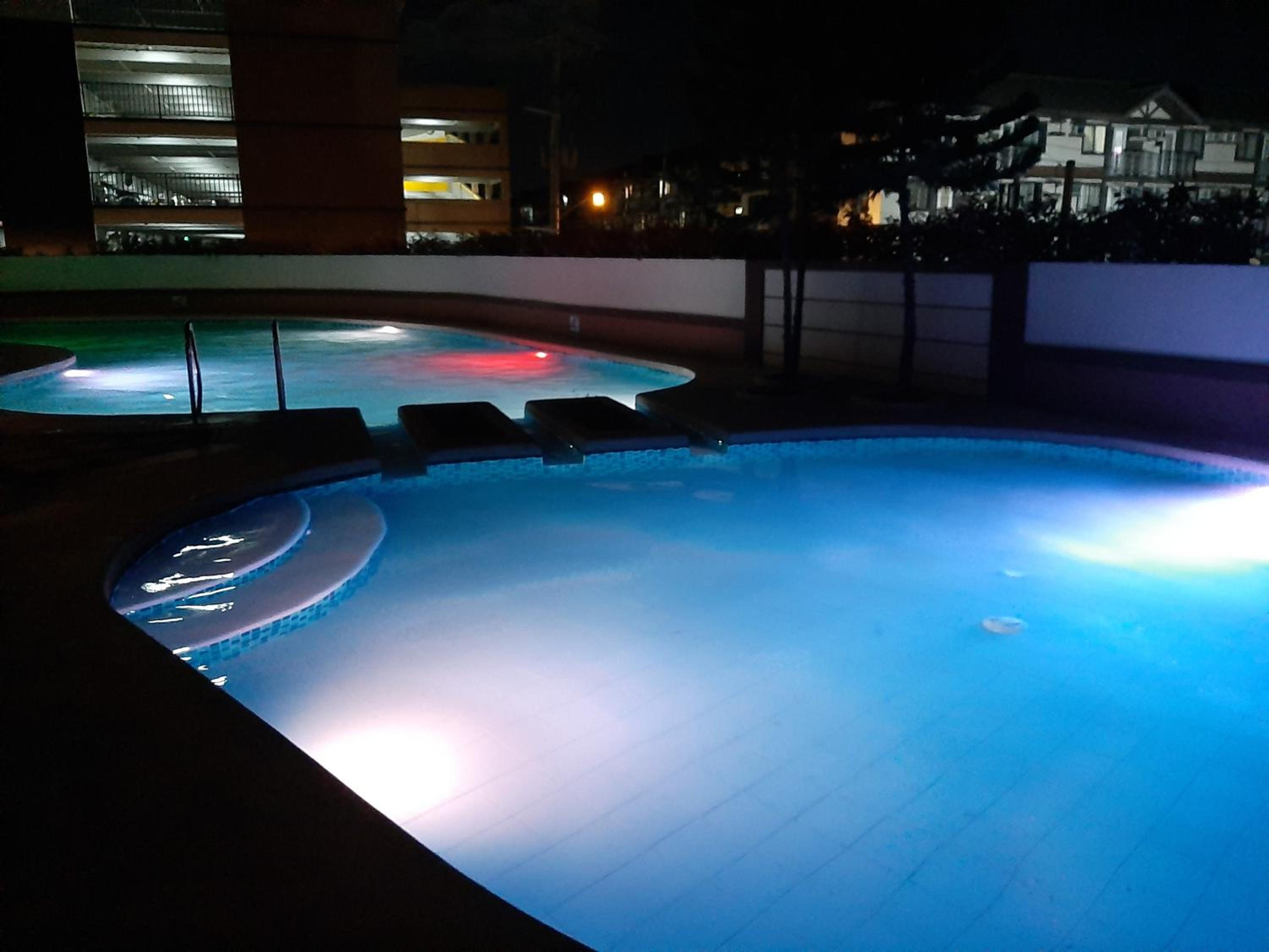 Condo eLgimikero view 3