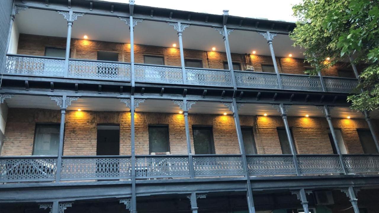 Hotel 5 STAR APART HOTEL - Image 1