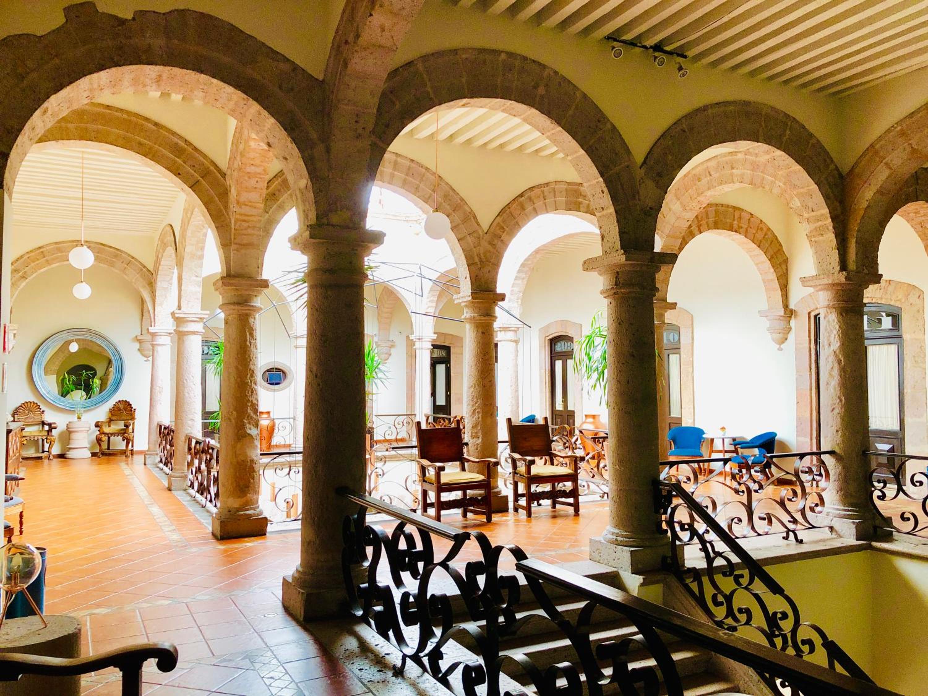 Hotel Herencia By Hosting House - Property Image 8