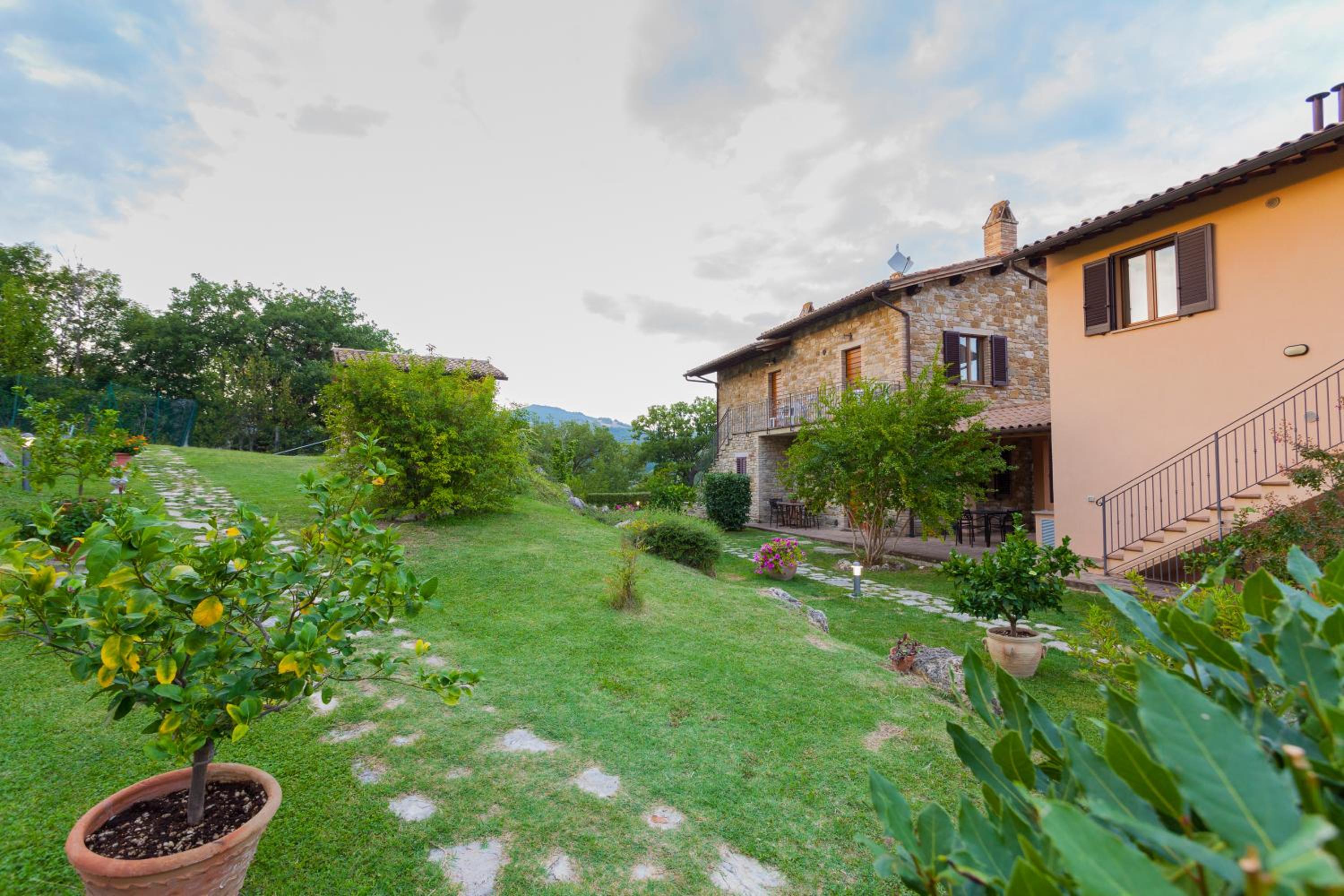 Relais Parco Del Subasio view 4