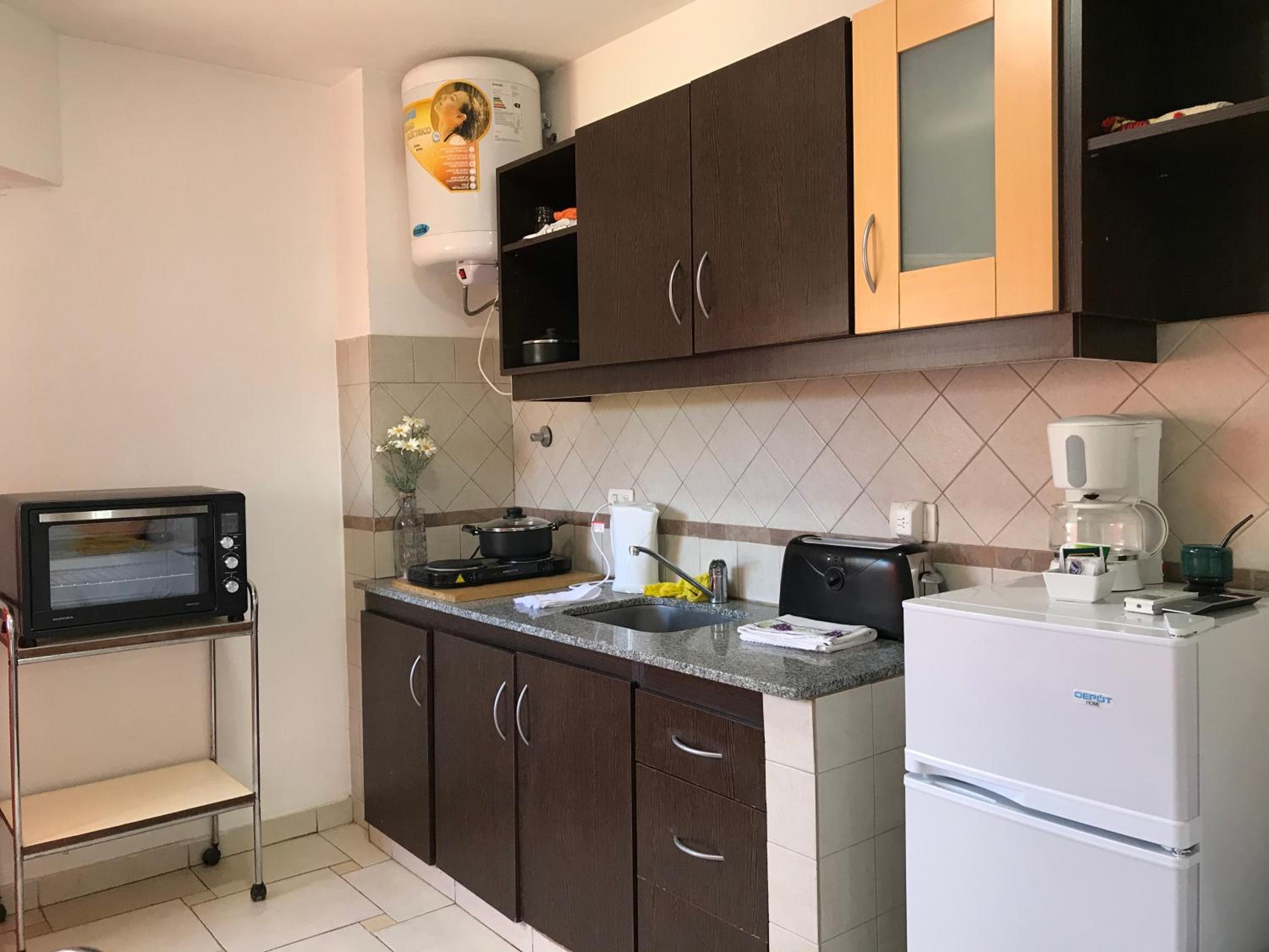 Cares Apartament, Morón, Buenos Aires