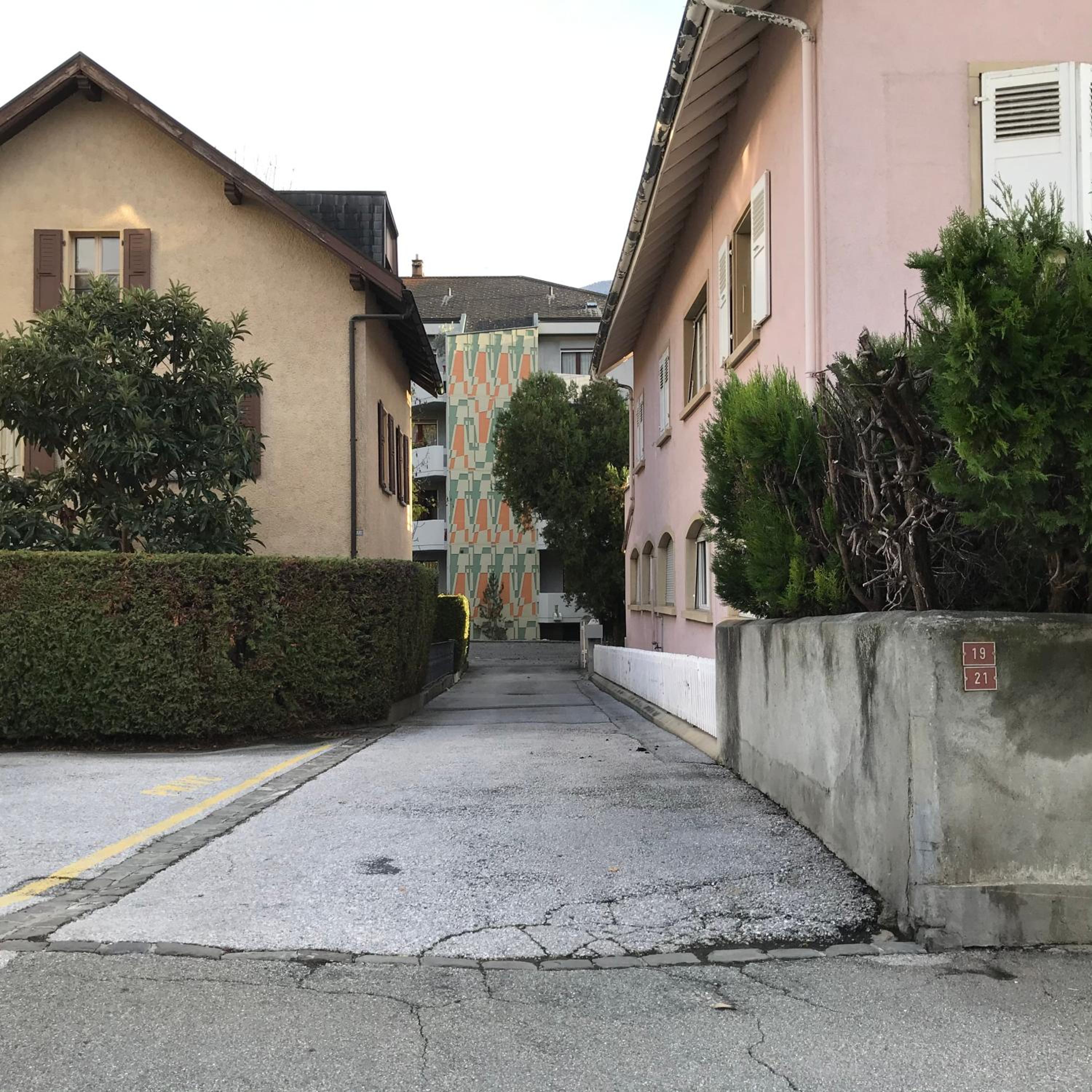 Apartment Sion Center view 4