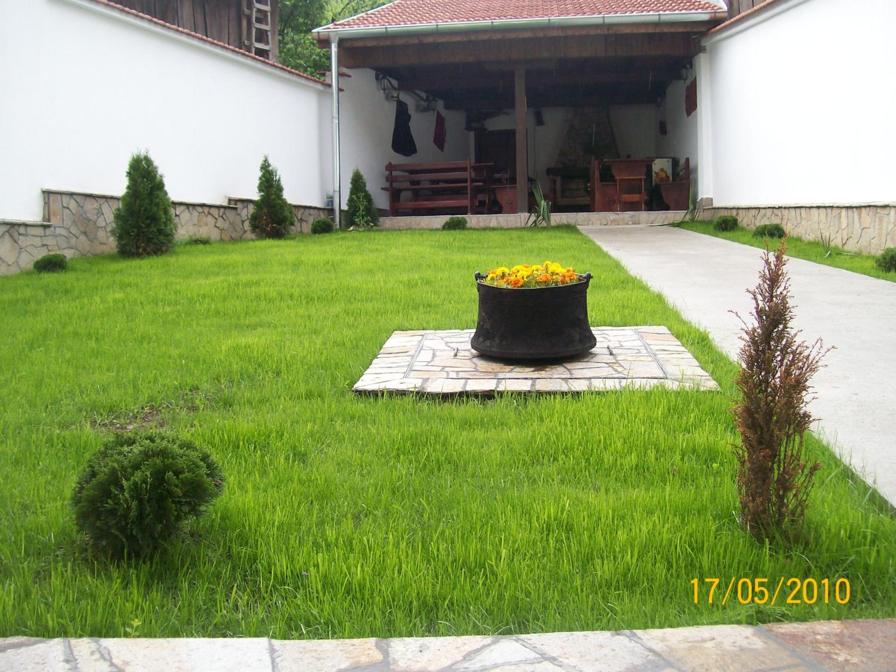 Hera Guest House