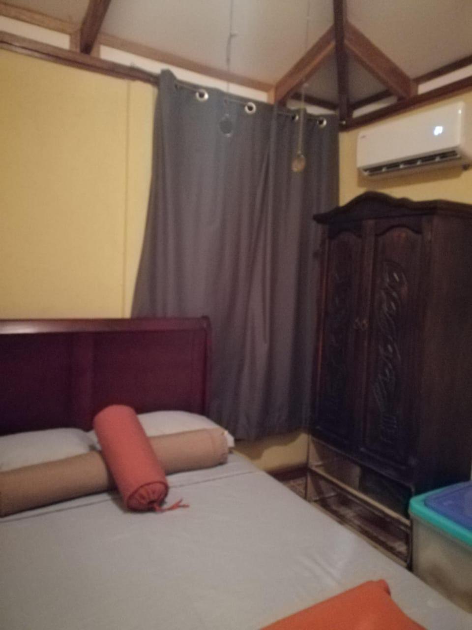 Casita Amarilla