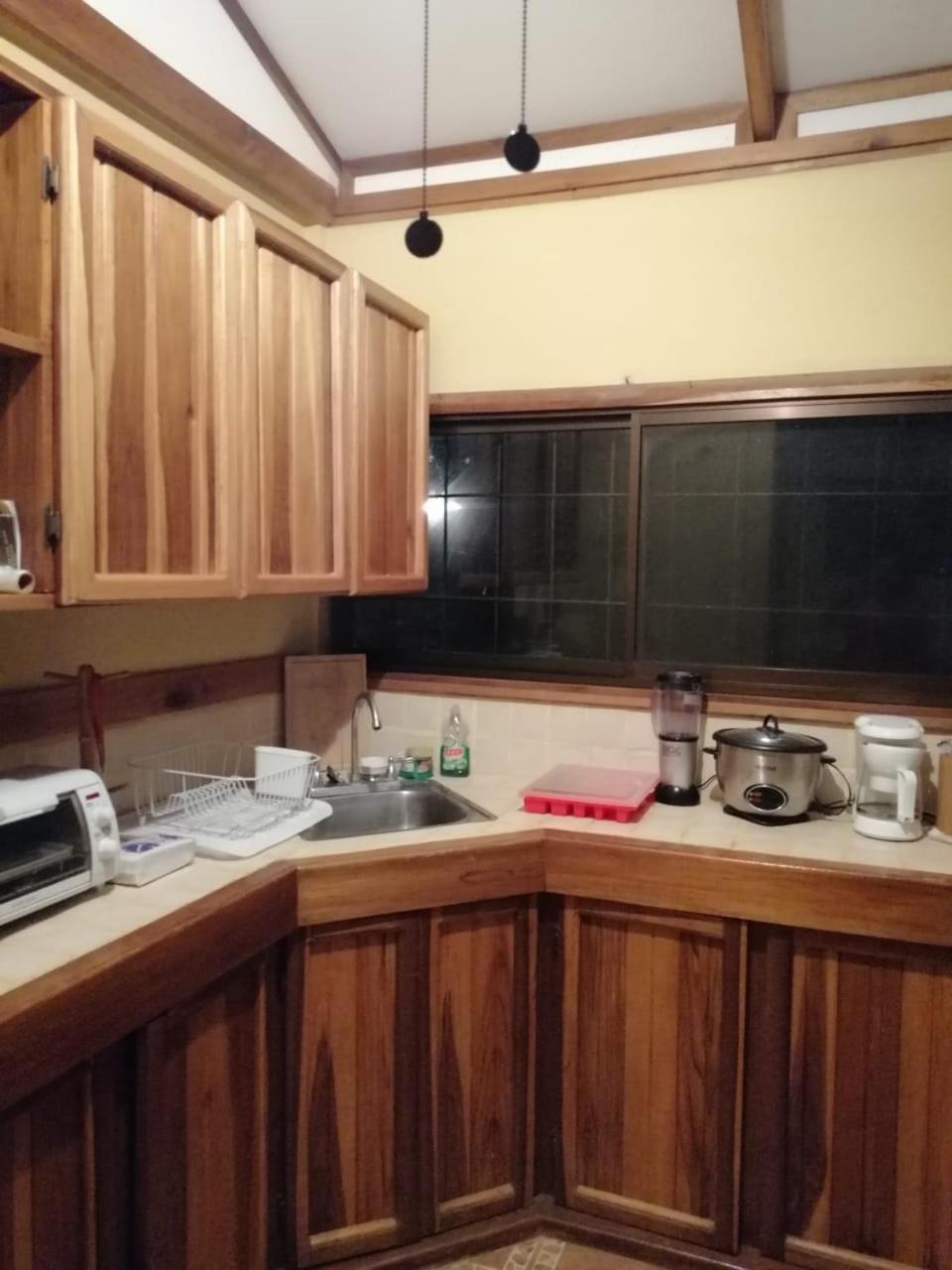 Casita Amarilla