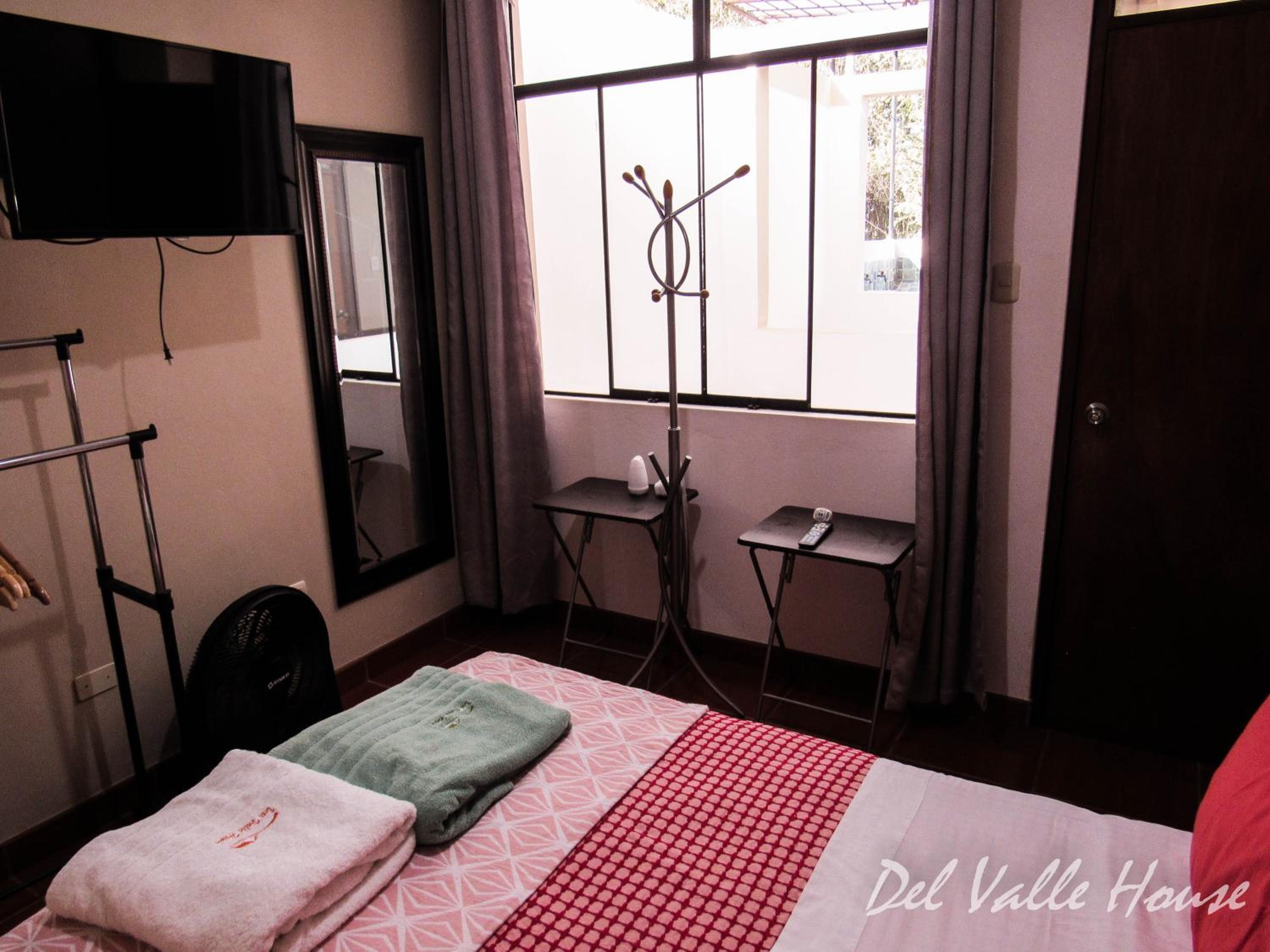 Del Valle House