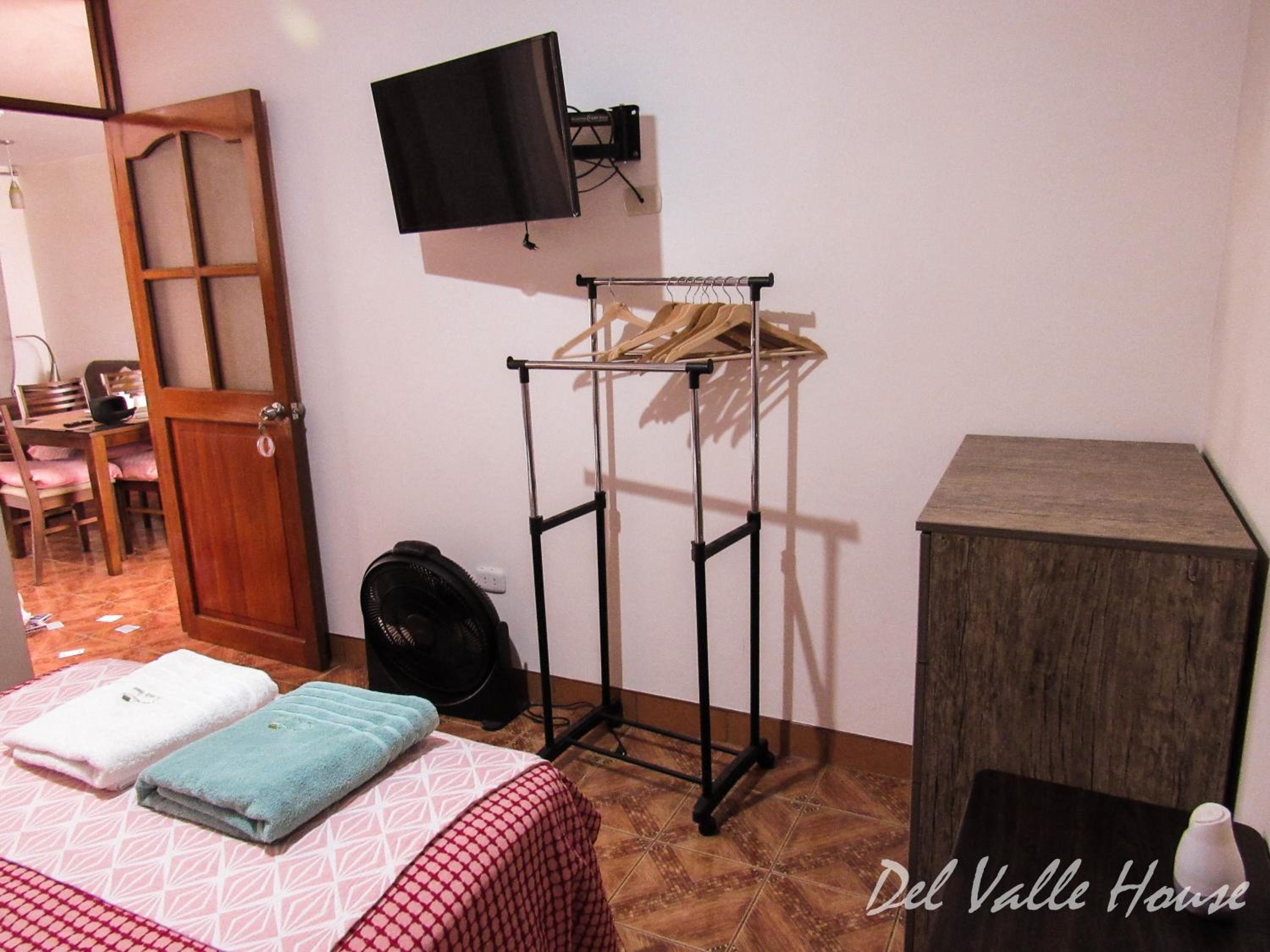 Del Valle House