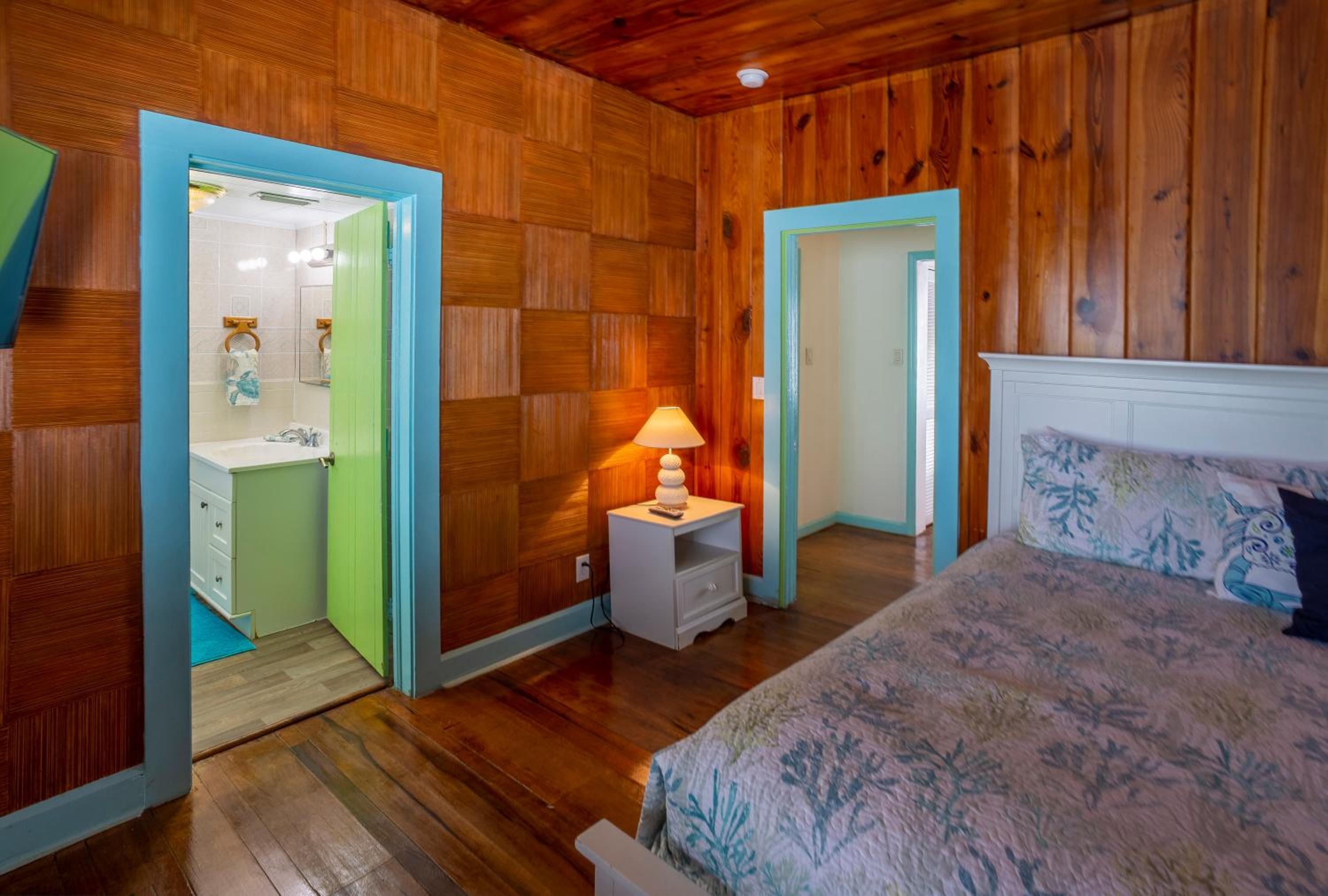 Twins Inn & Apartments