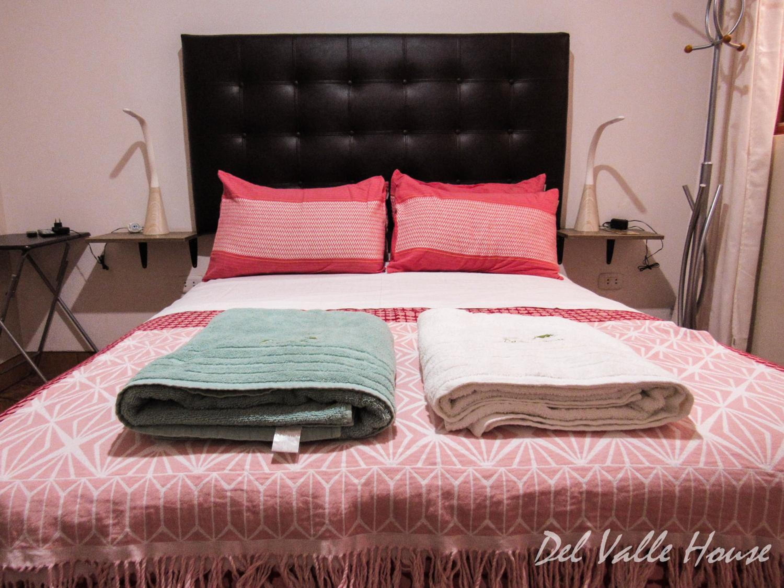 Del Valle House