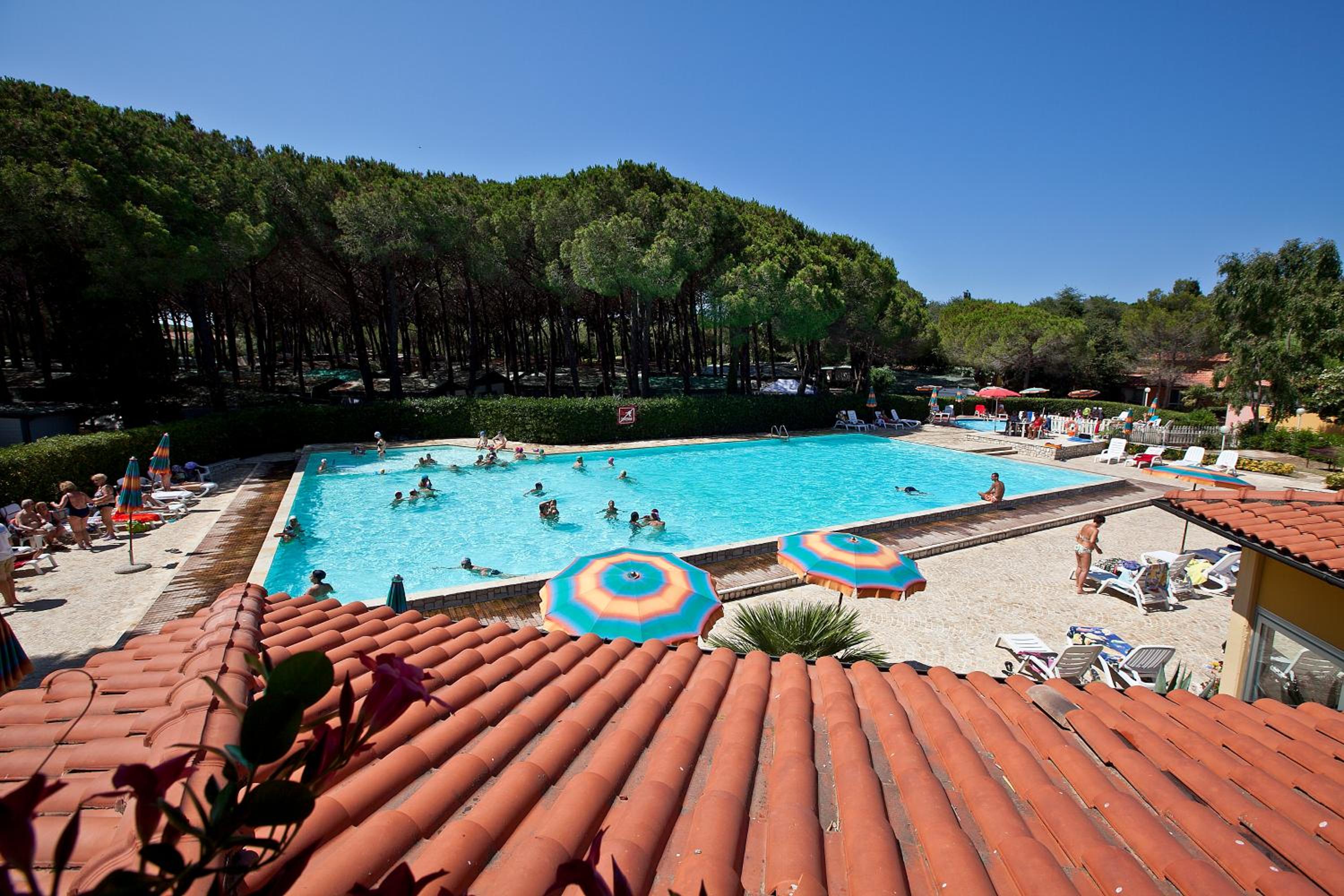 Camping Free Beach