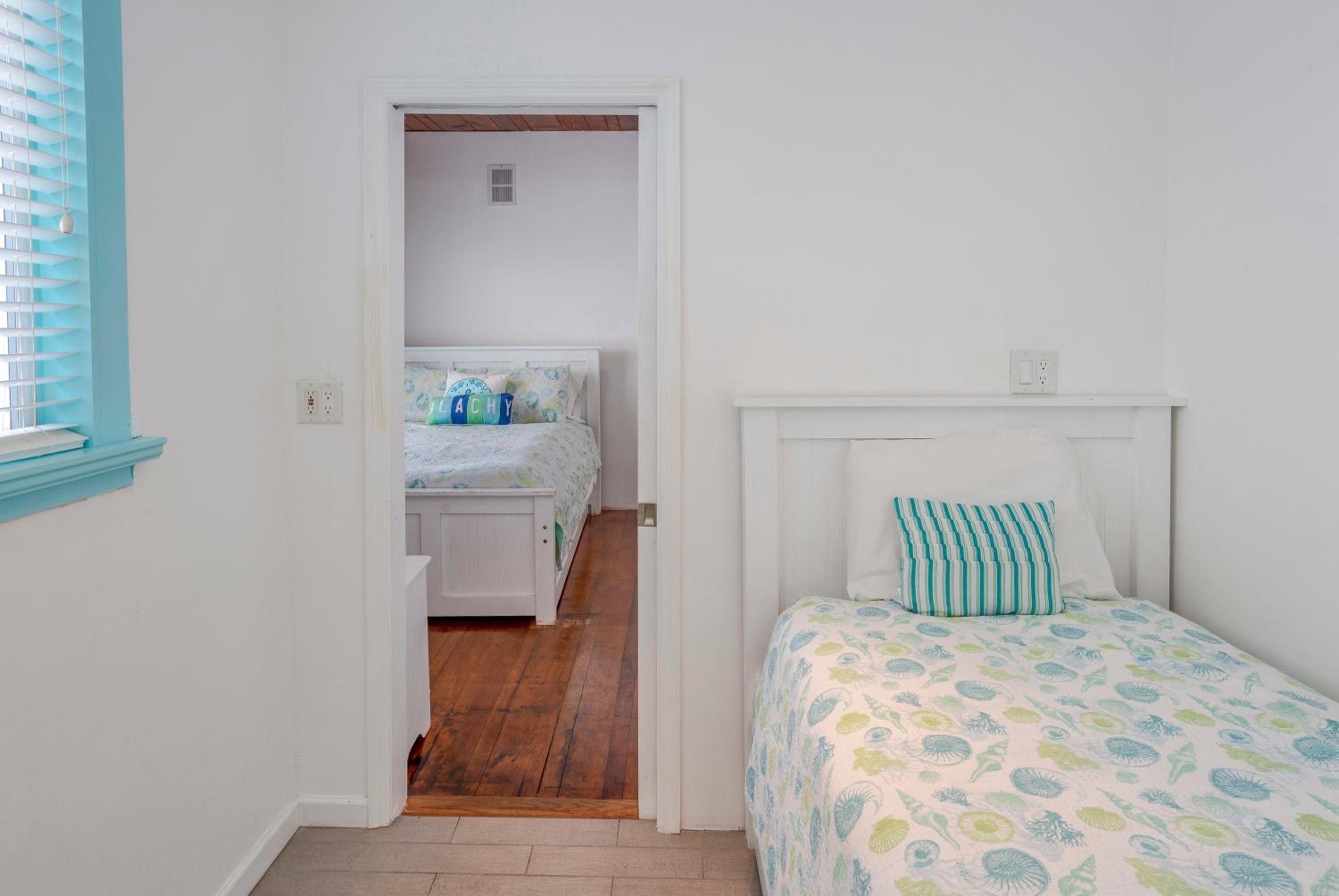 Twins Inn & Apartments