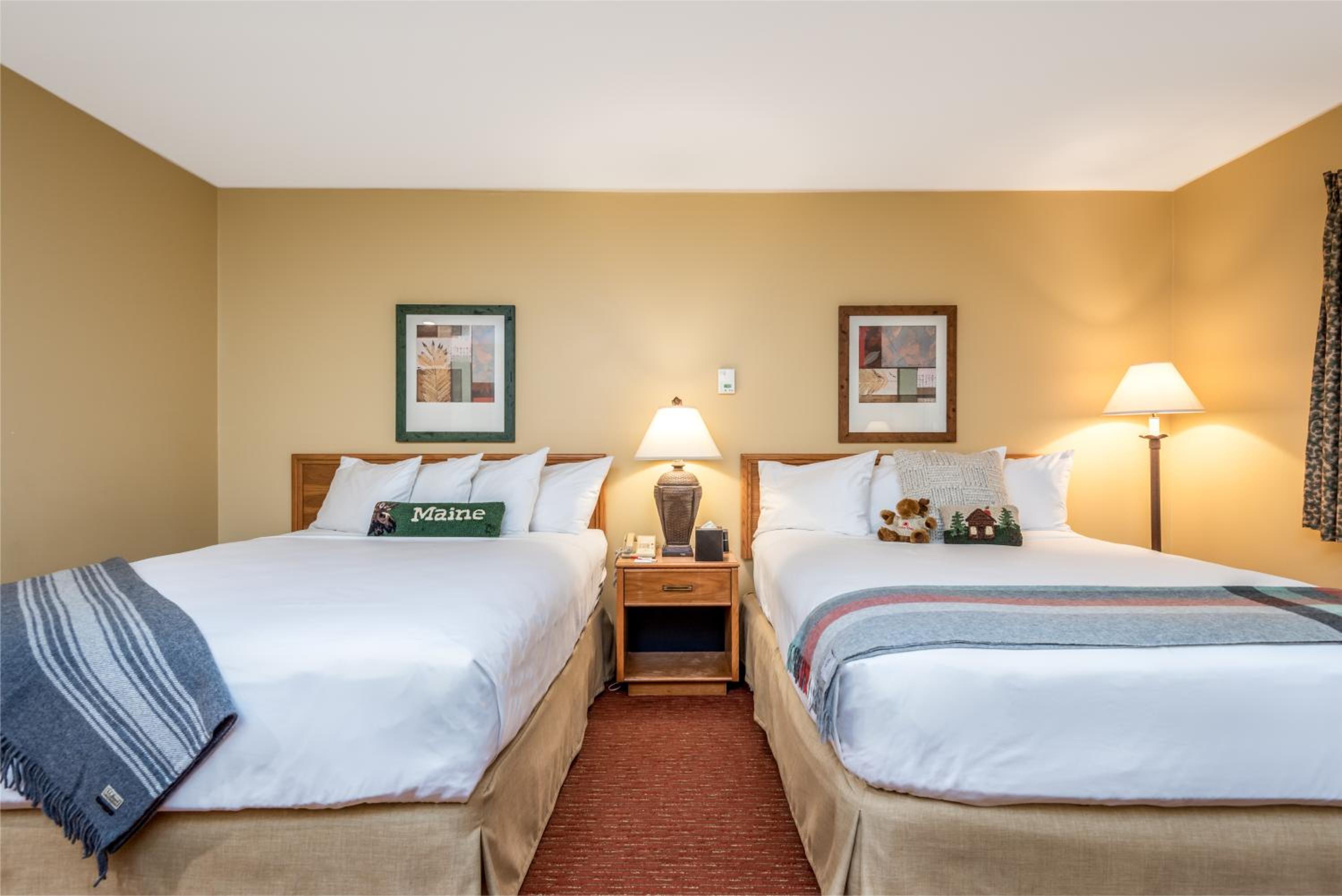 Grand Summit Hotel