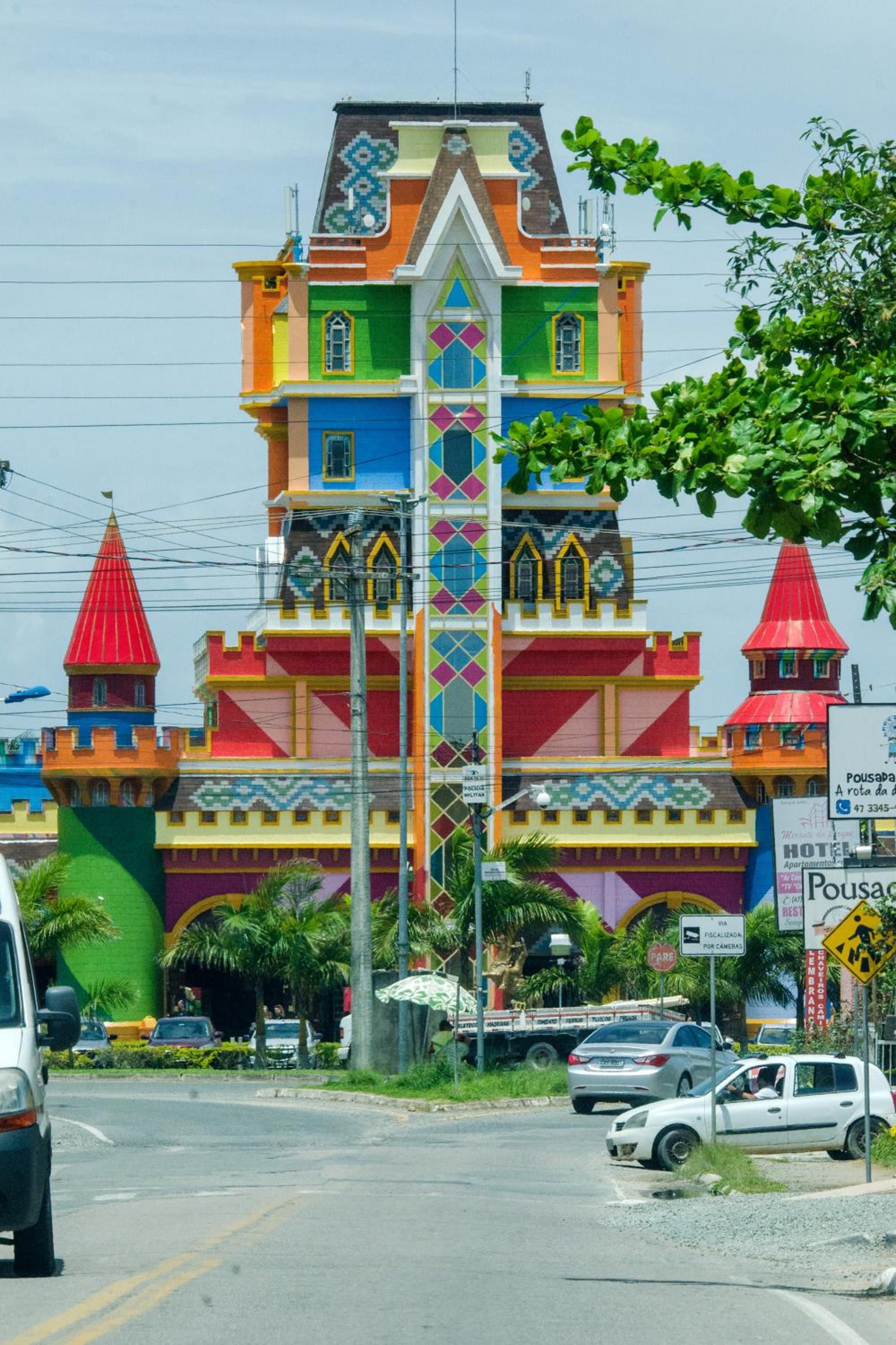 PÉROLA SUÍTES - PENHA