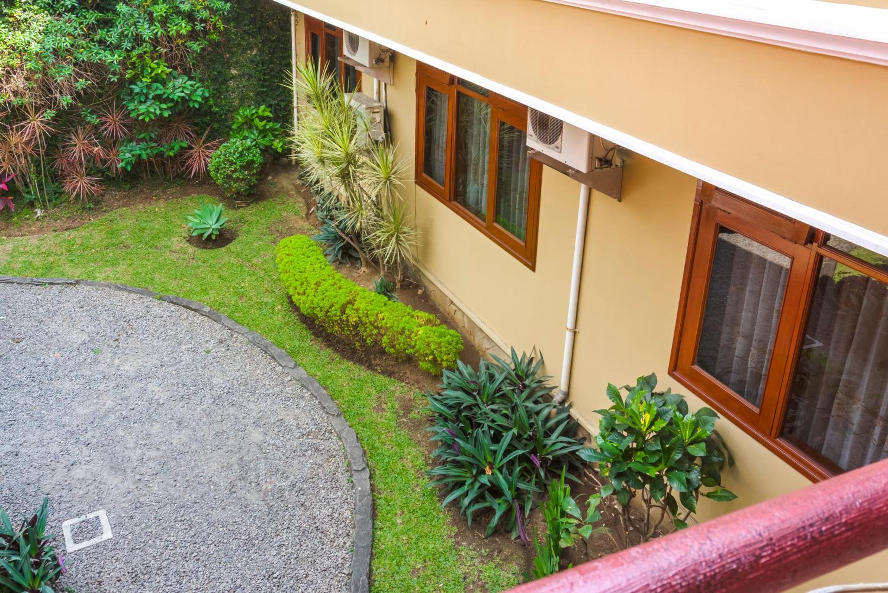RedDoorz Plus near Brawijaya Museum, 말랑 - 14