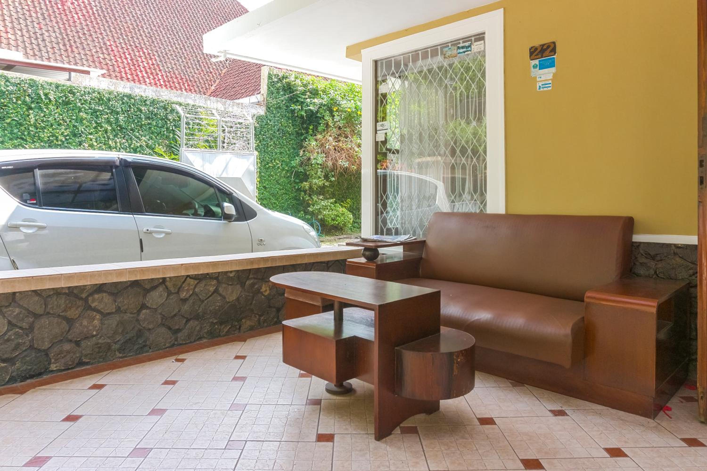 RedDoorz Plus near Brawijaya Museum, 말랑 - 11