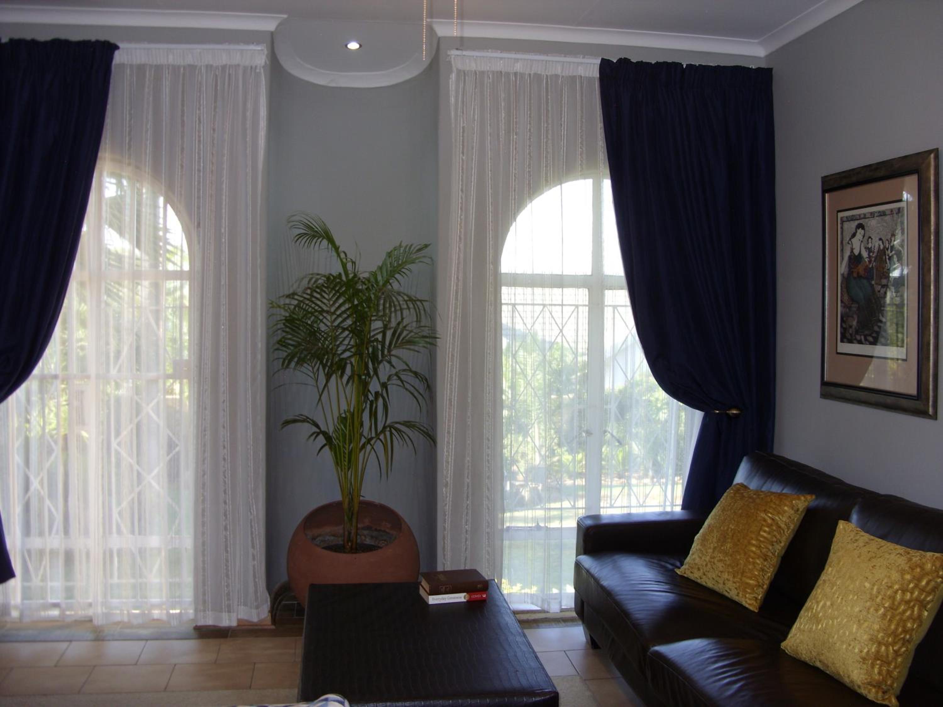 Little Umhlanga. Sunflower suite. view 4