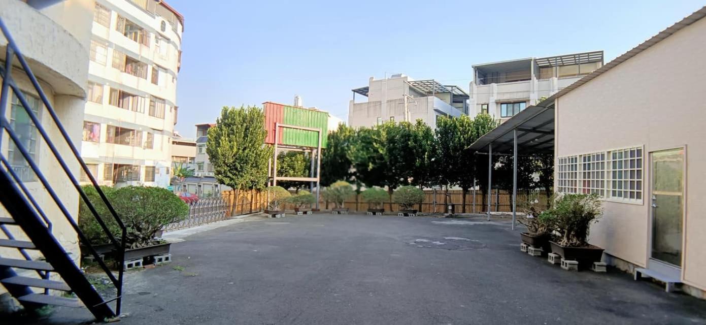 Wen Mei Motel view 4