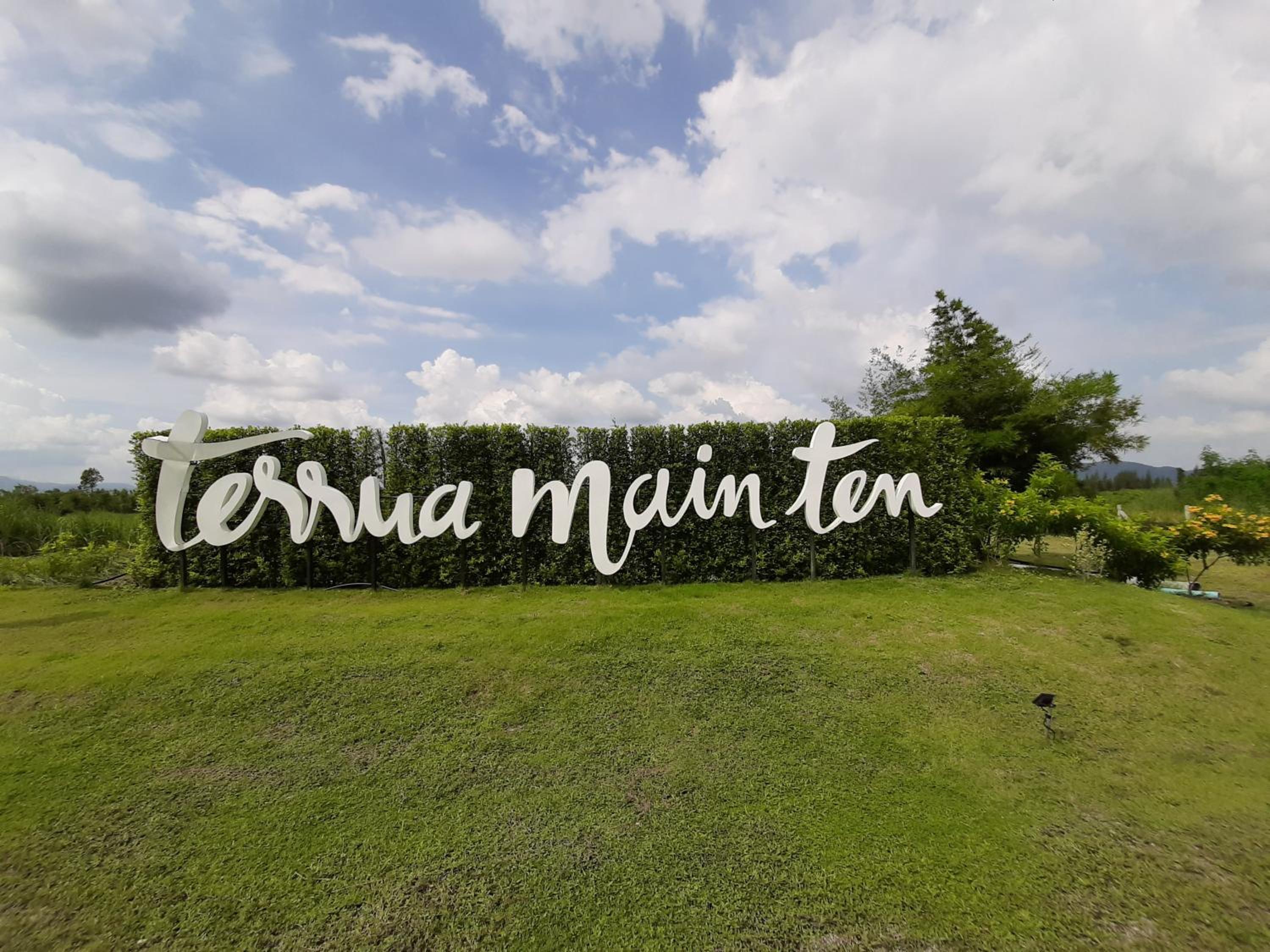Terrua Main Ten Villa Garden