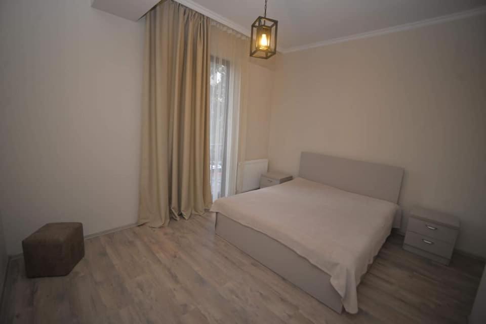 16 Kote Marjanishvili Street view 3