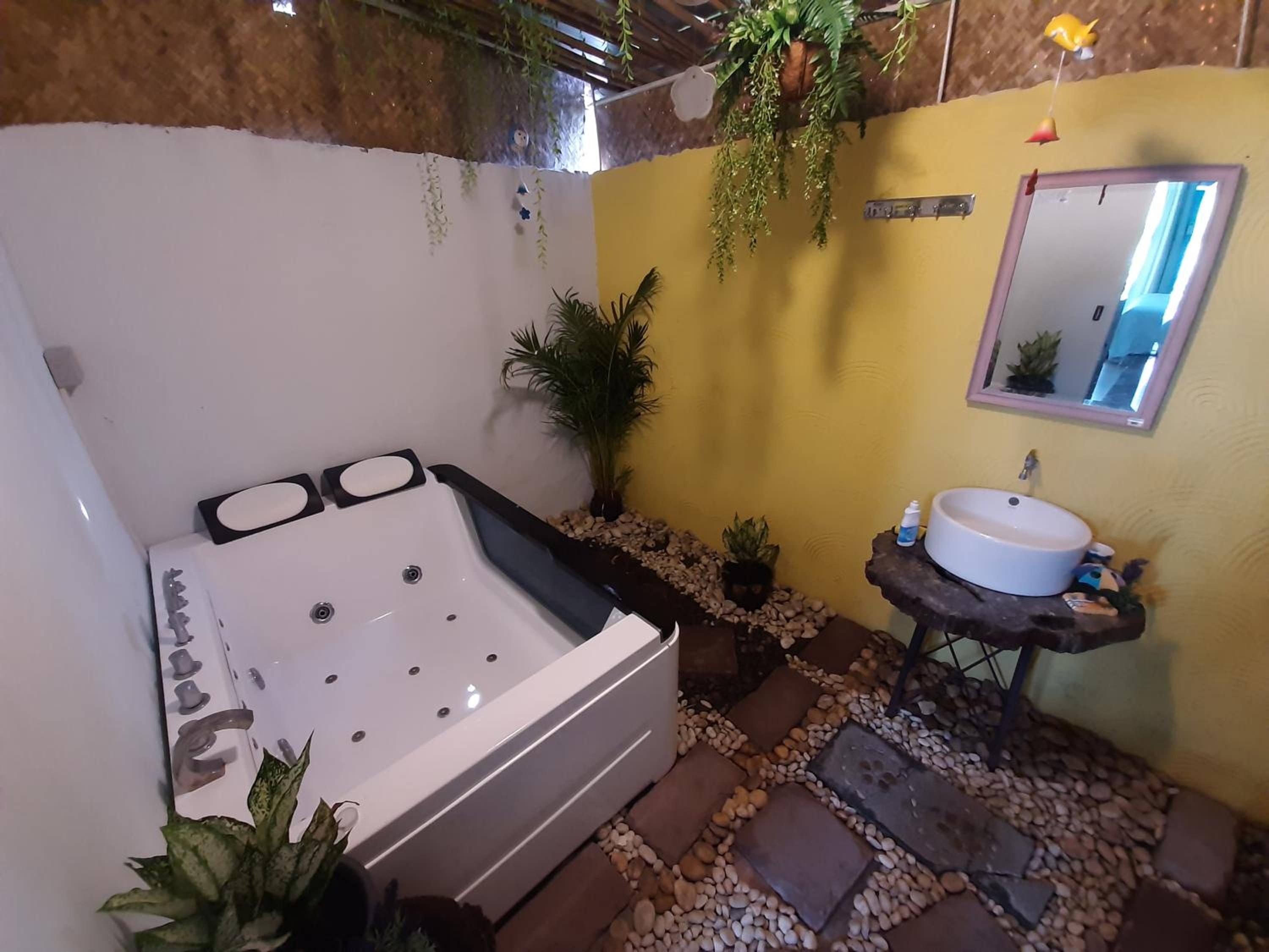 Terrua Main Ten Villa Garden