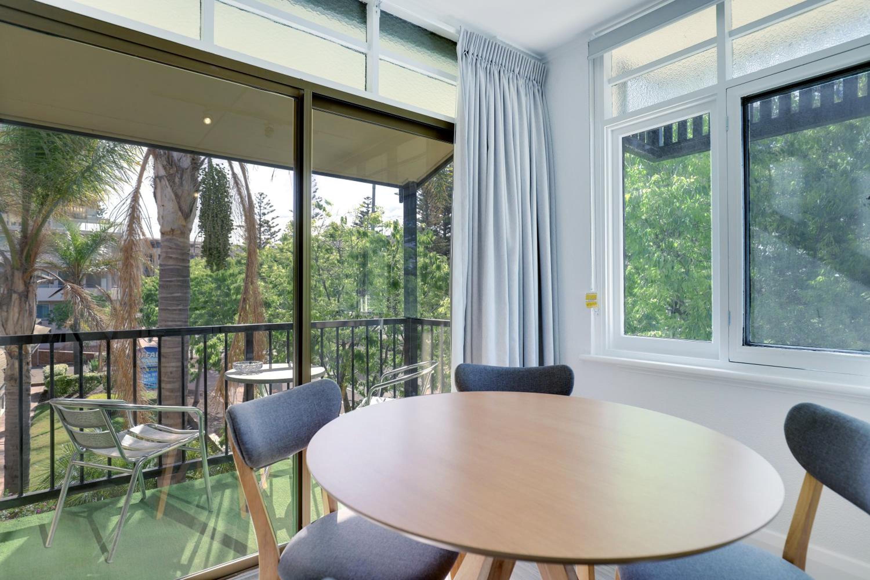 Bayview Apartments Glenelg