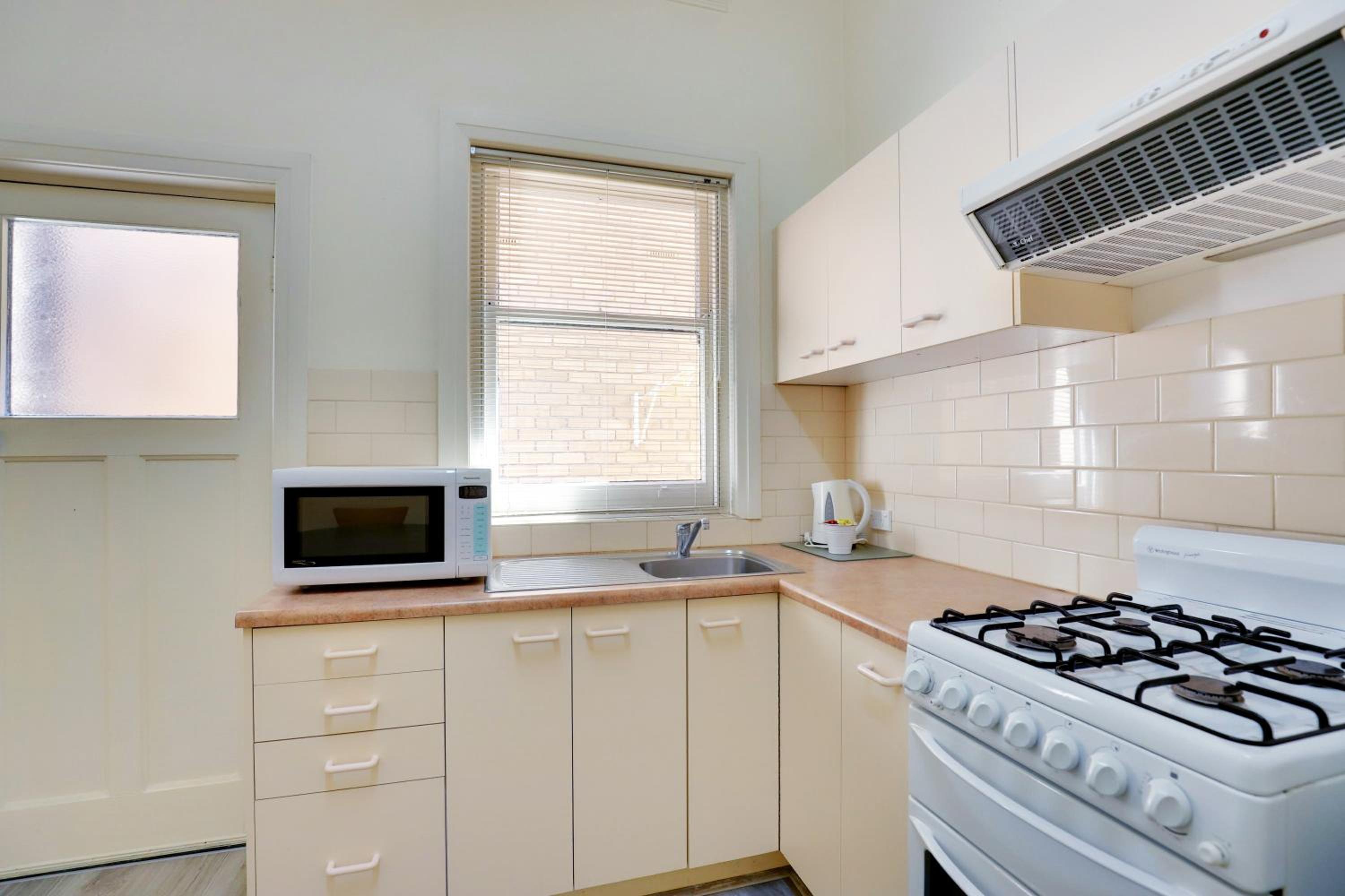 Bayview Apartments Glenelg