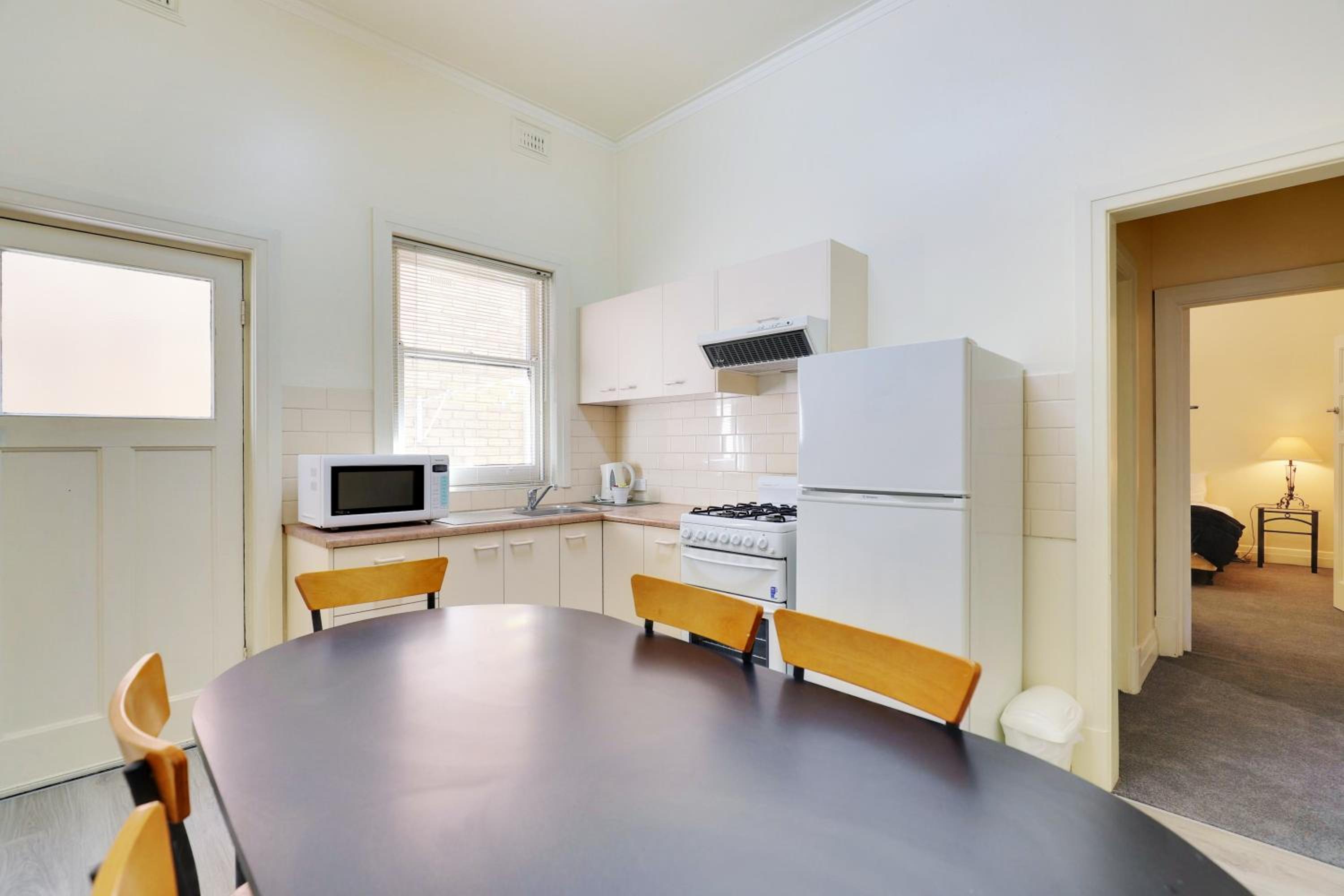 Bayview Apartments Glenelg