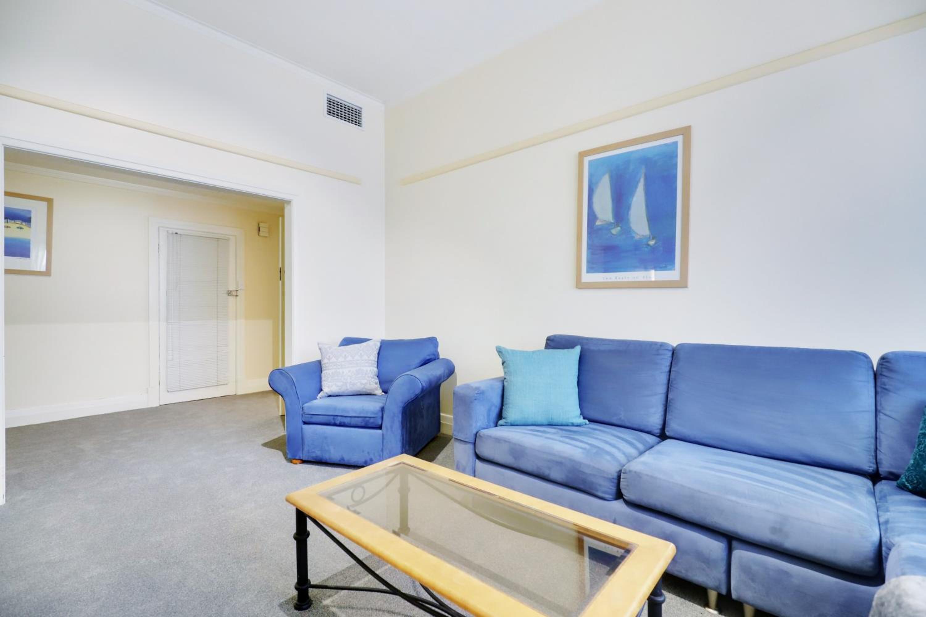 Bayview Apartments Glenelg