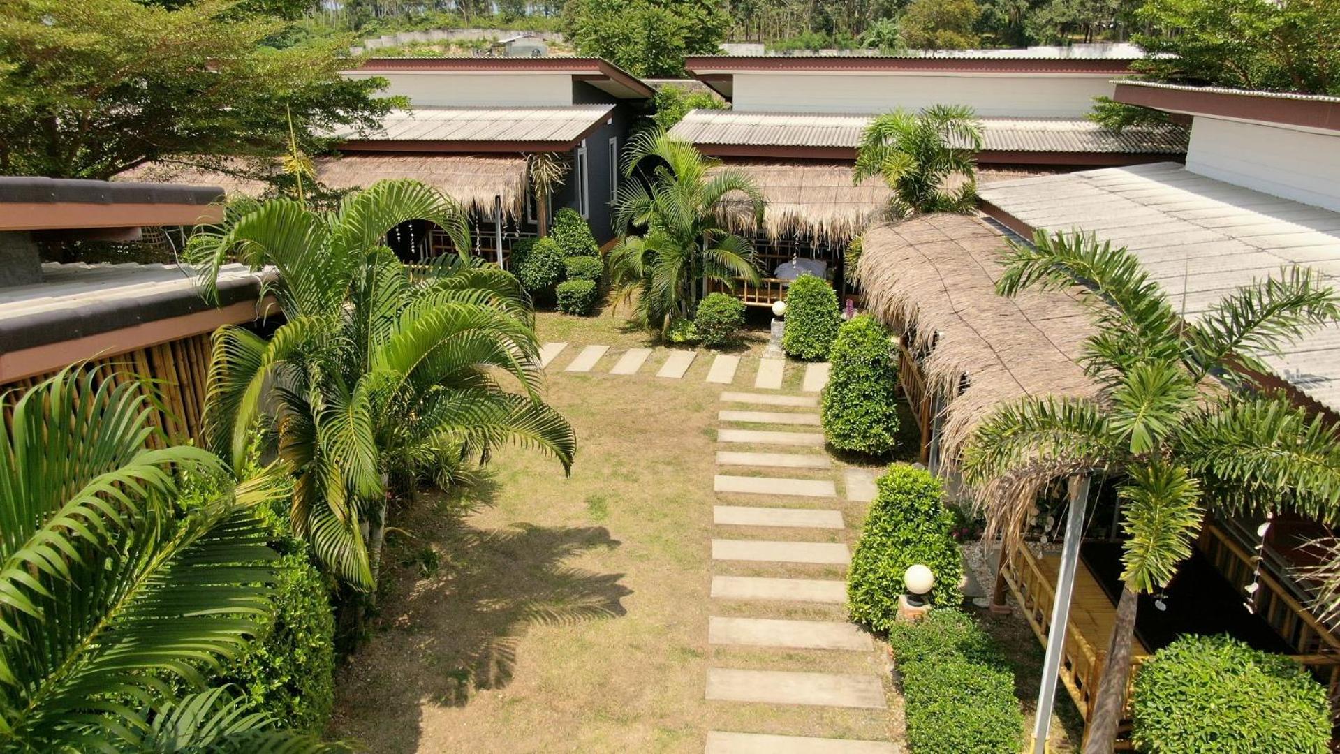 Popular Lanta Resort