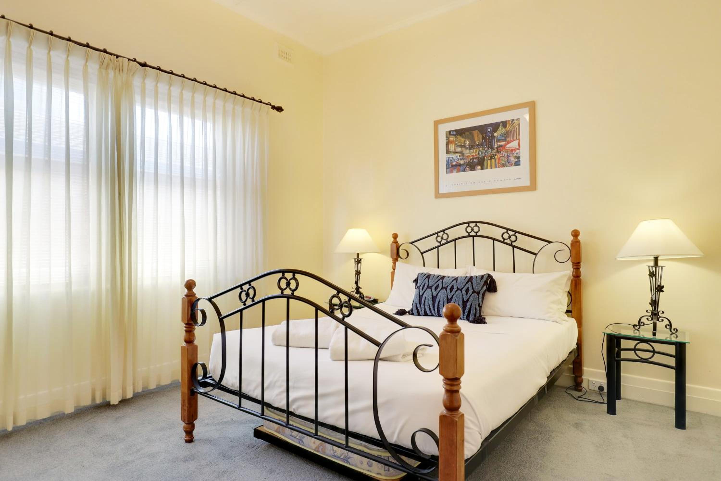 Bayview Apartments Glenelg