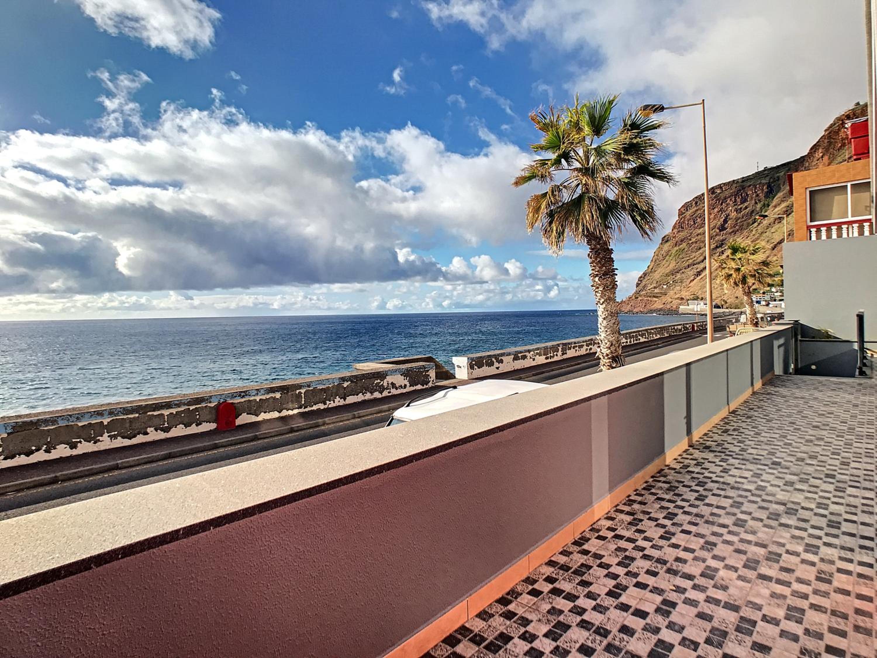 Villa do Paul by LovelyStay view 2