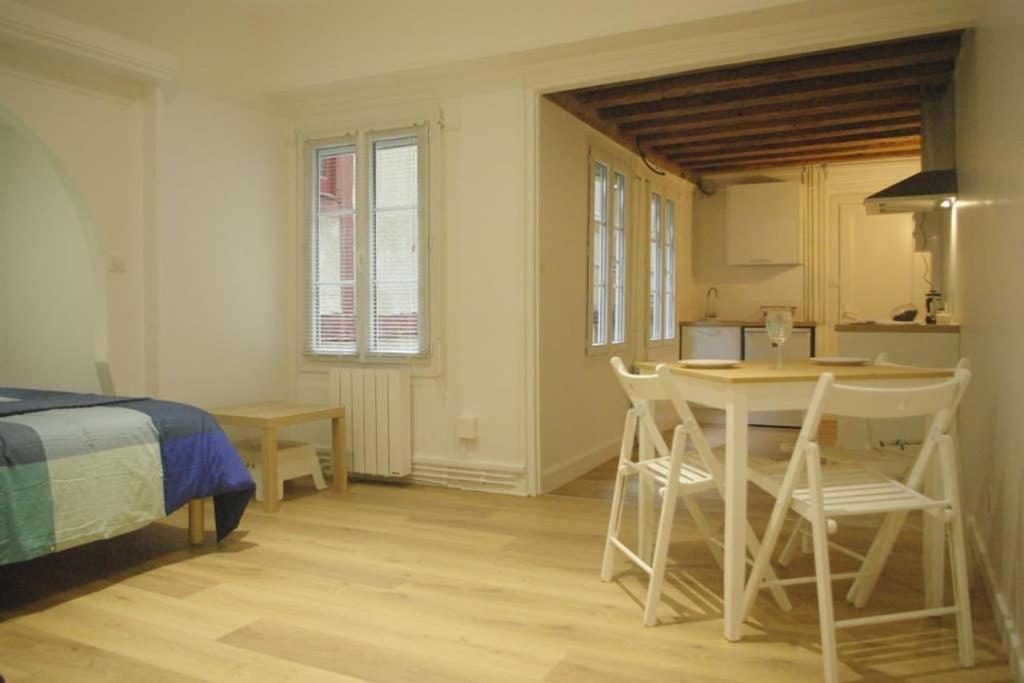 Photo 6