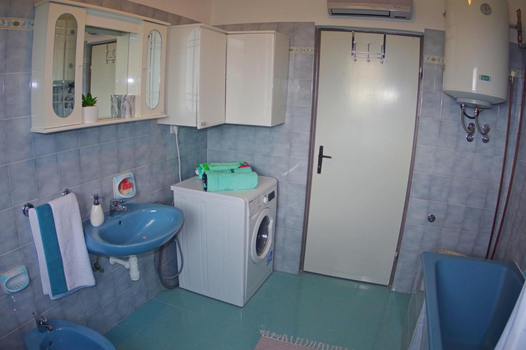 Photo 24