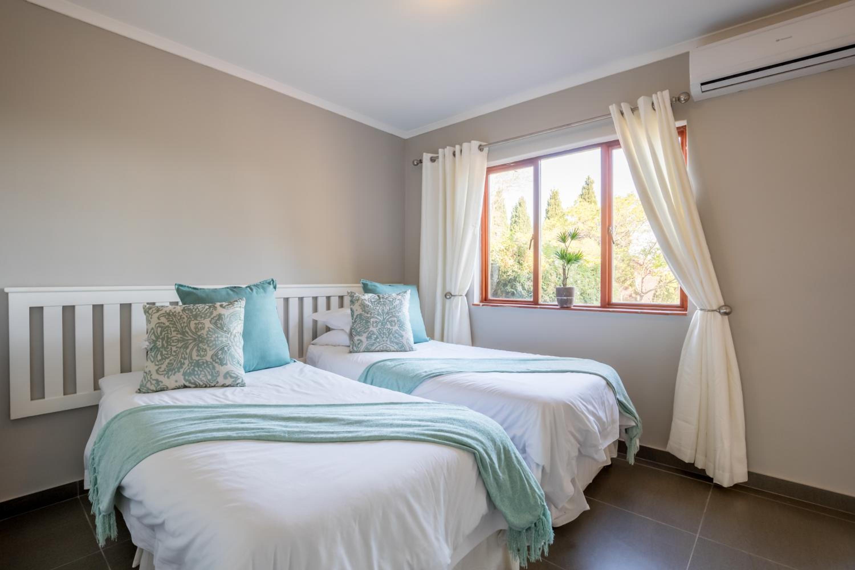 Greenwaywoods Unit 11 view 4