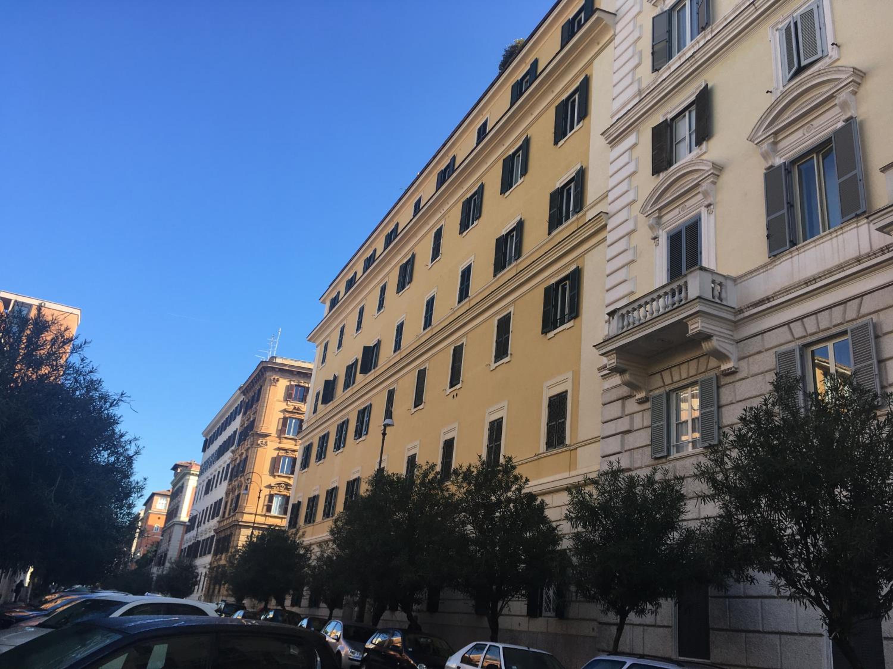 Colosseo Sunset Apartment