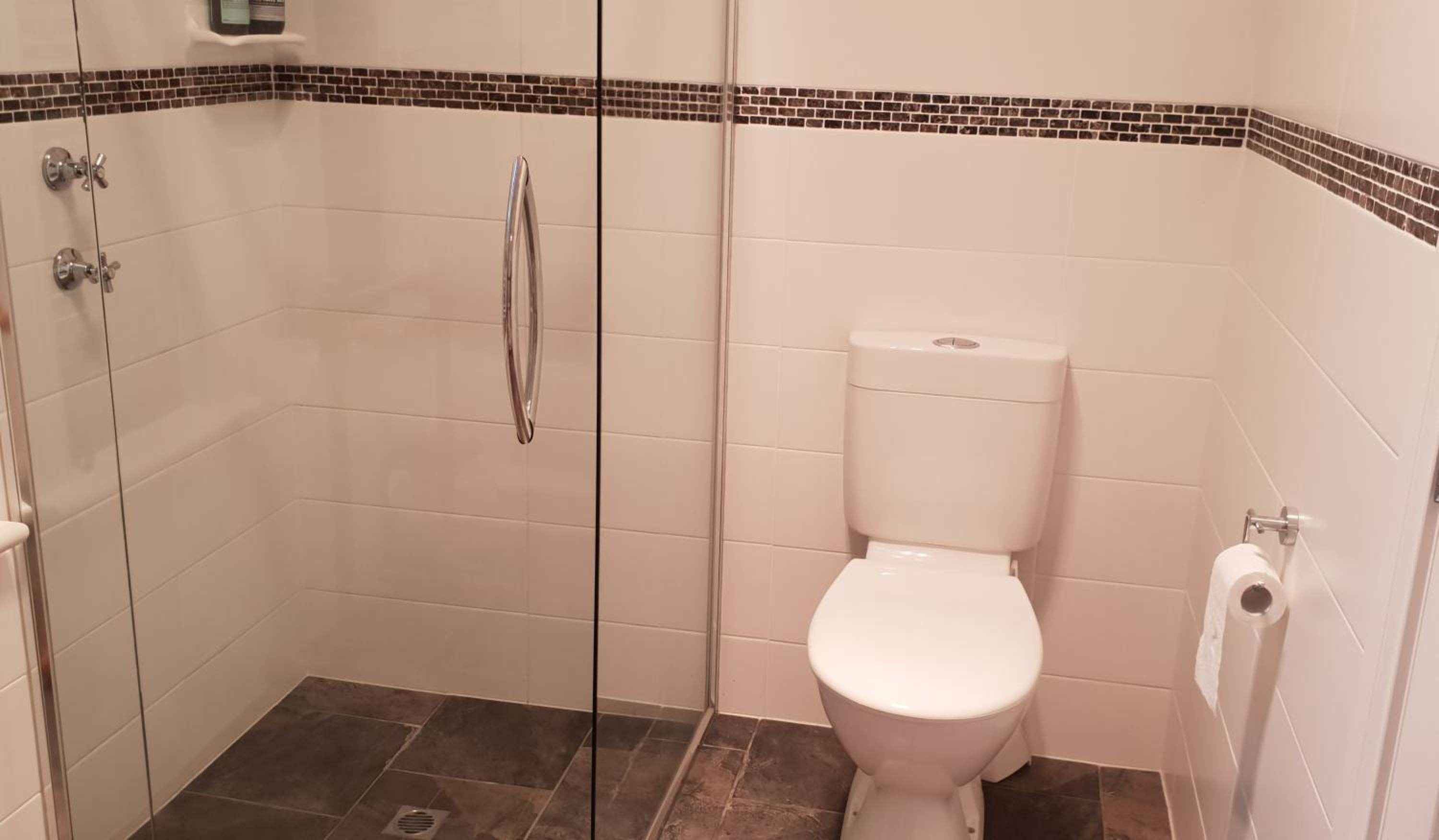 Fechner Place Barossa, 1 Bed, Wine & Platter