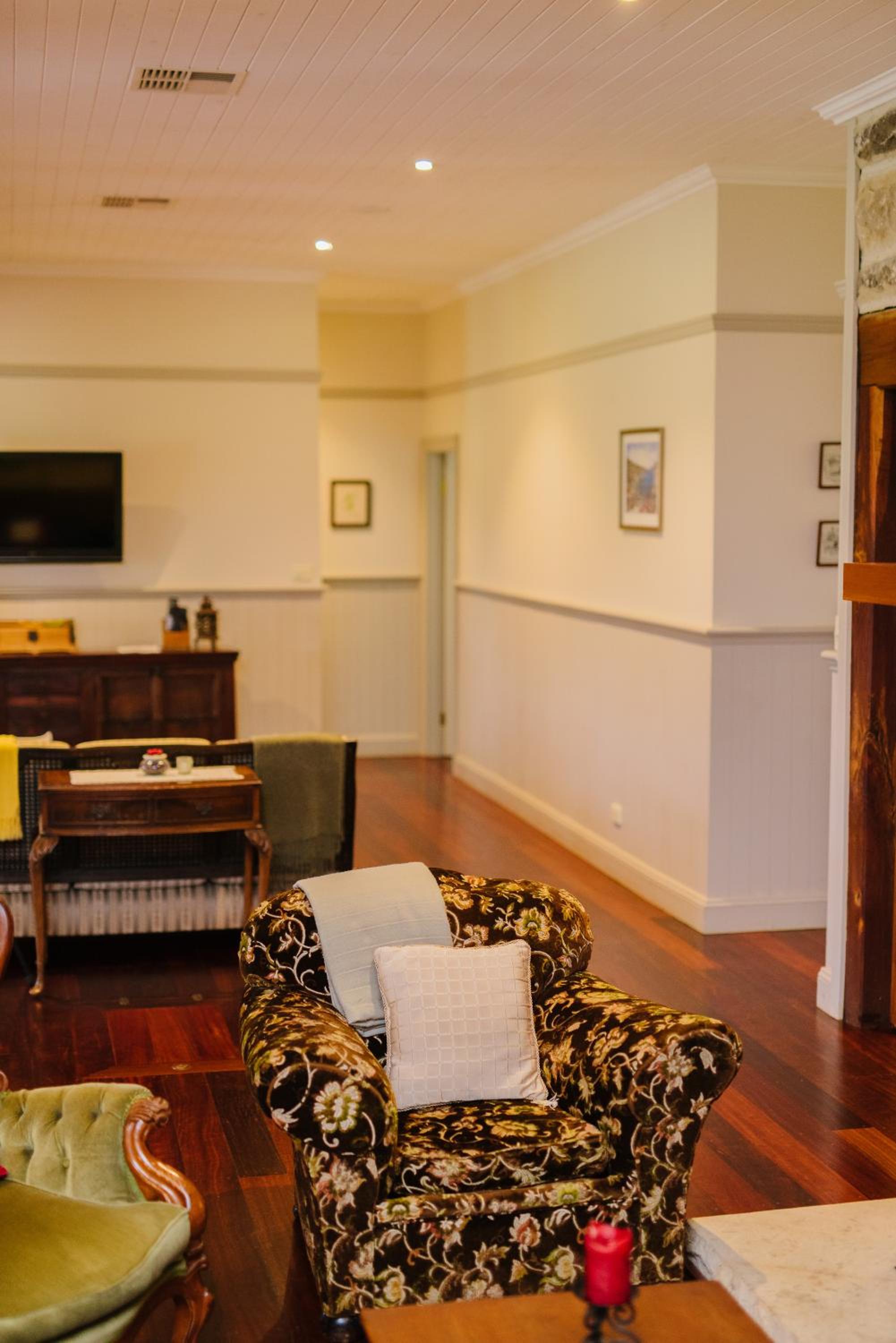Photo 50