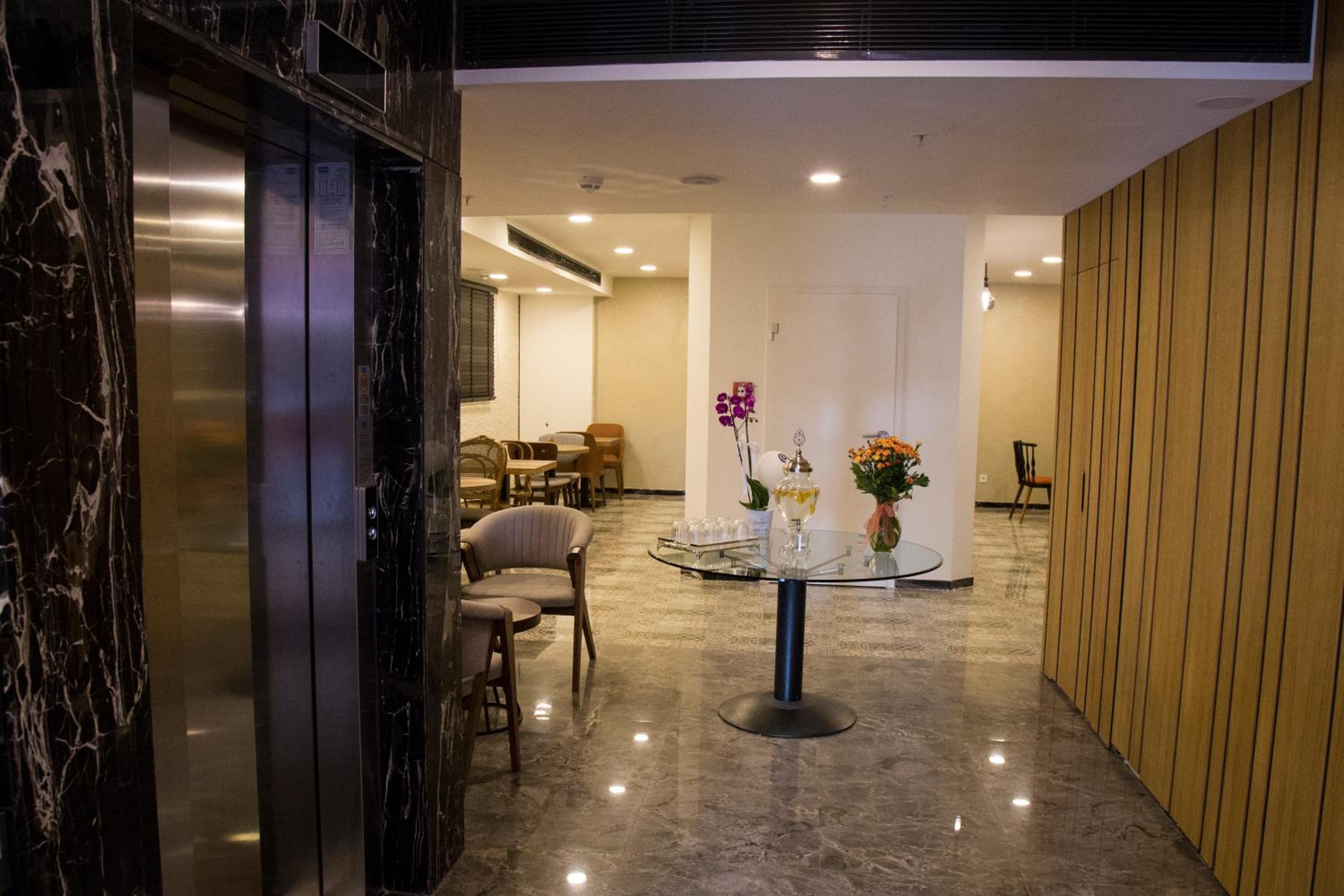 Sparkle Otel - Image 55