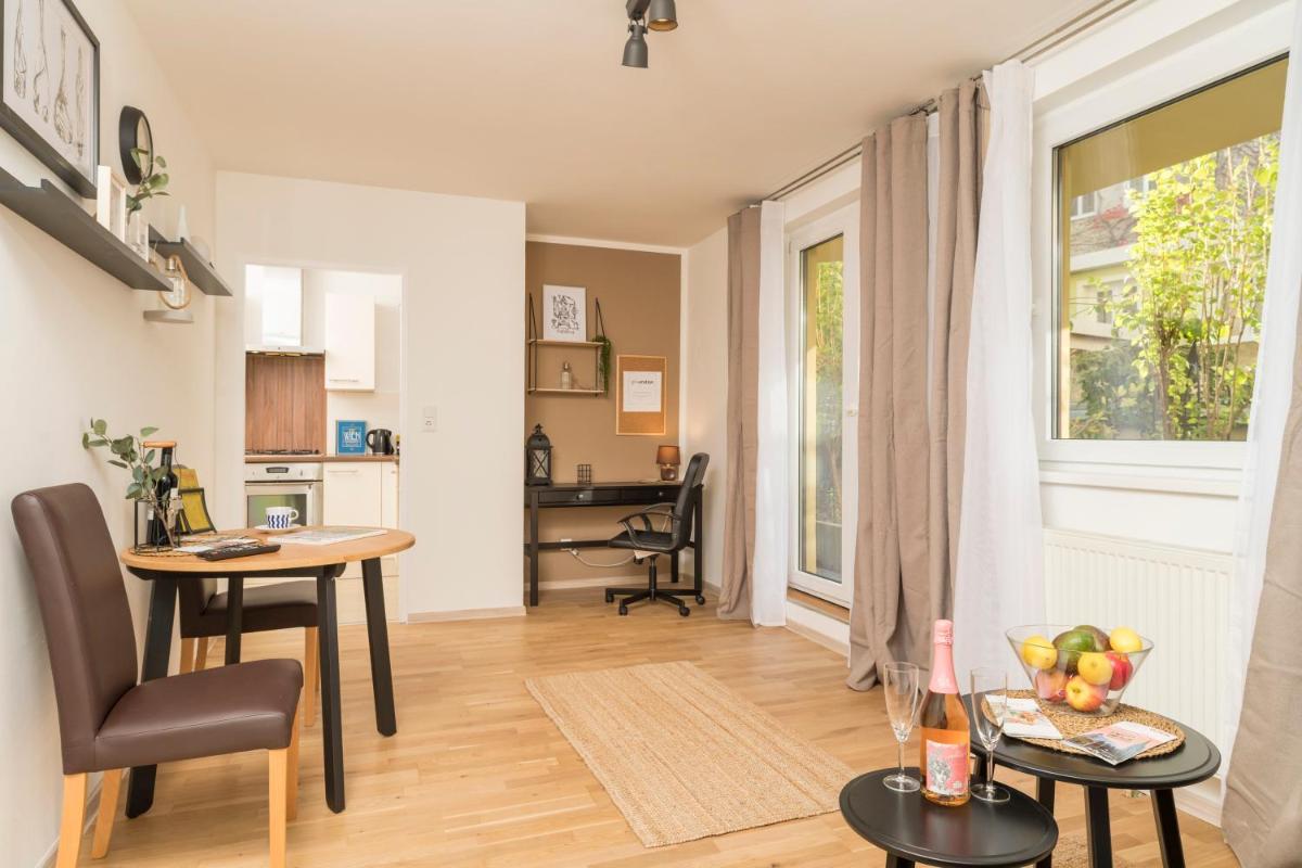 Rosenstein Suite