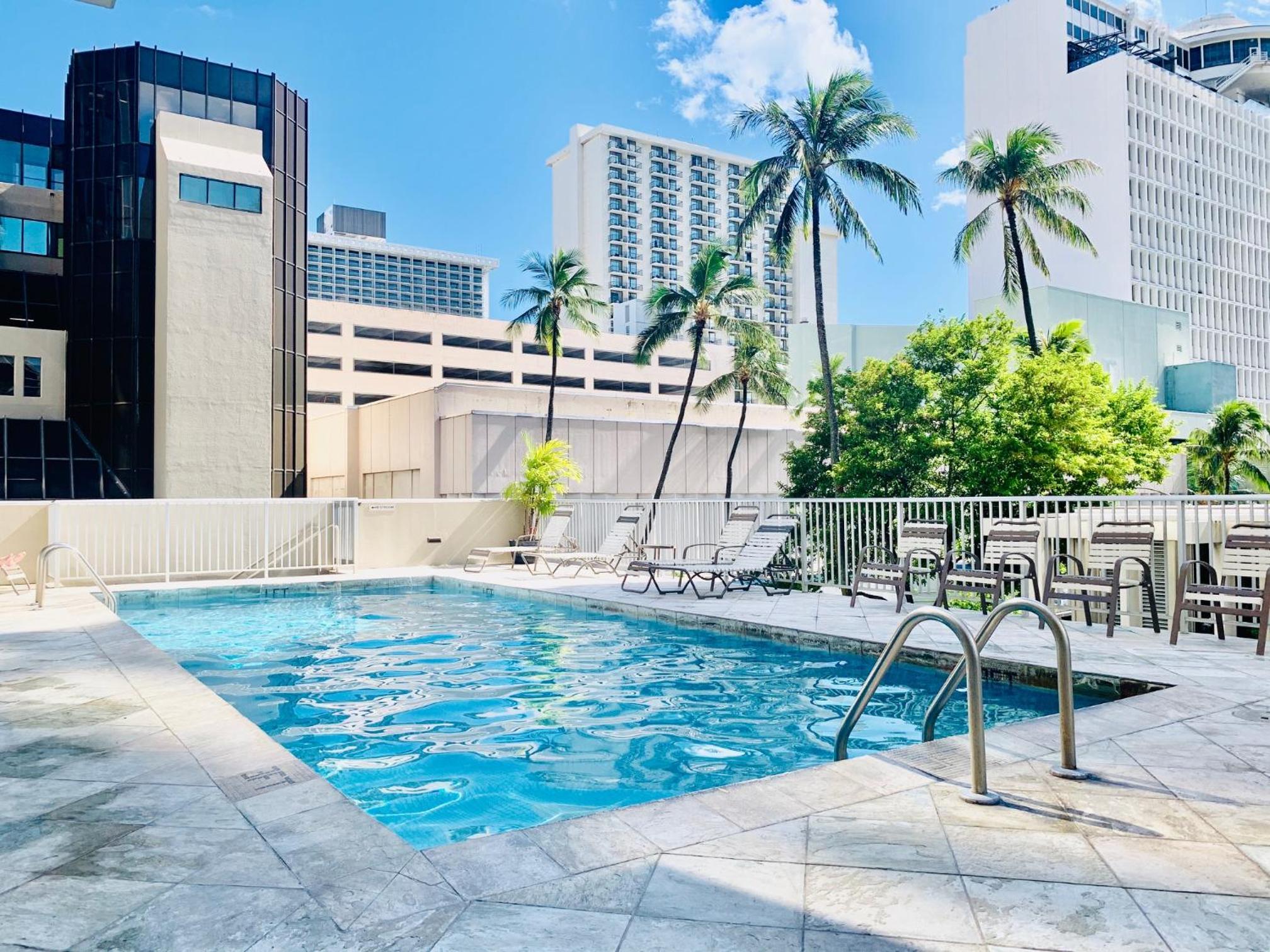 Tropical Studios at Marine Surf Waikiki - FREE PARKING - BEST LOCATION - FULL KITCHEN - SWIMMING POOL 照片第 128 張,共 263 張