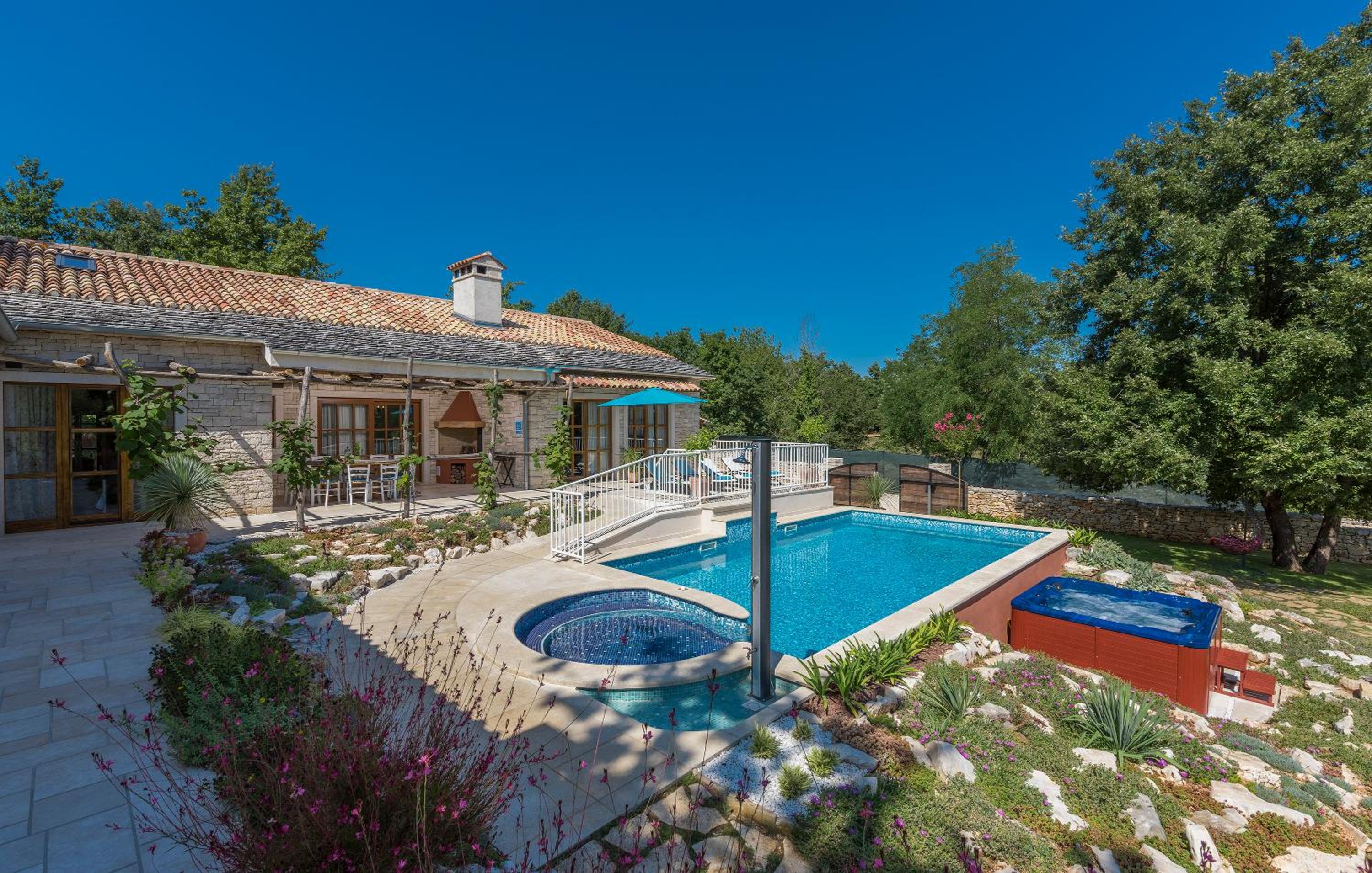 Family Villa Lipica with private pool and jacuzzi view 3