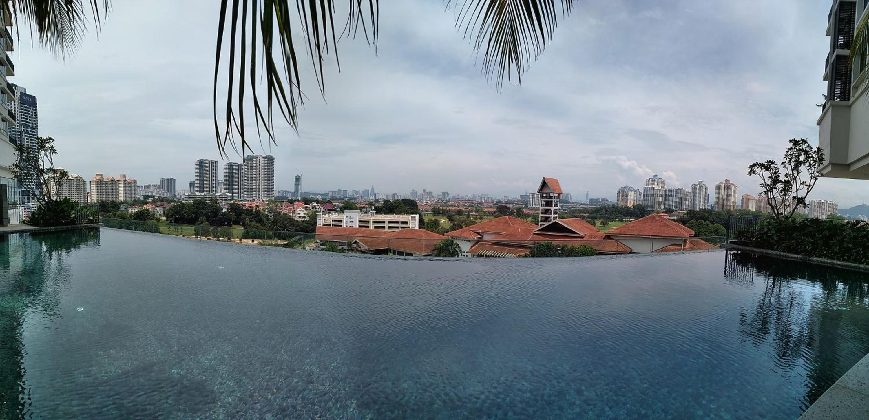 RESORT HOME WITH GOLF AND KLCC CITY VIEW NEAR TO BUKIT JALIL STADIUM & AXIATA ARENA