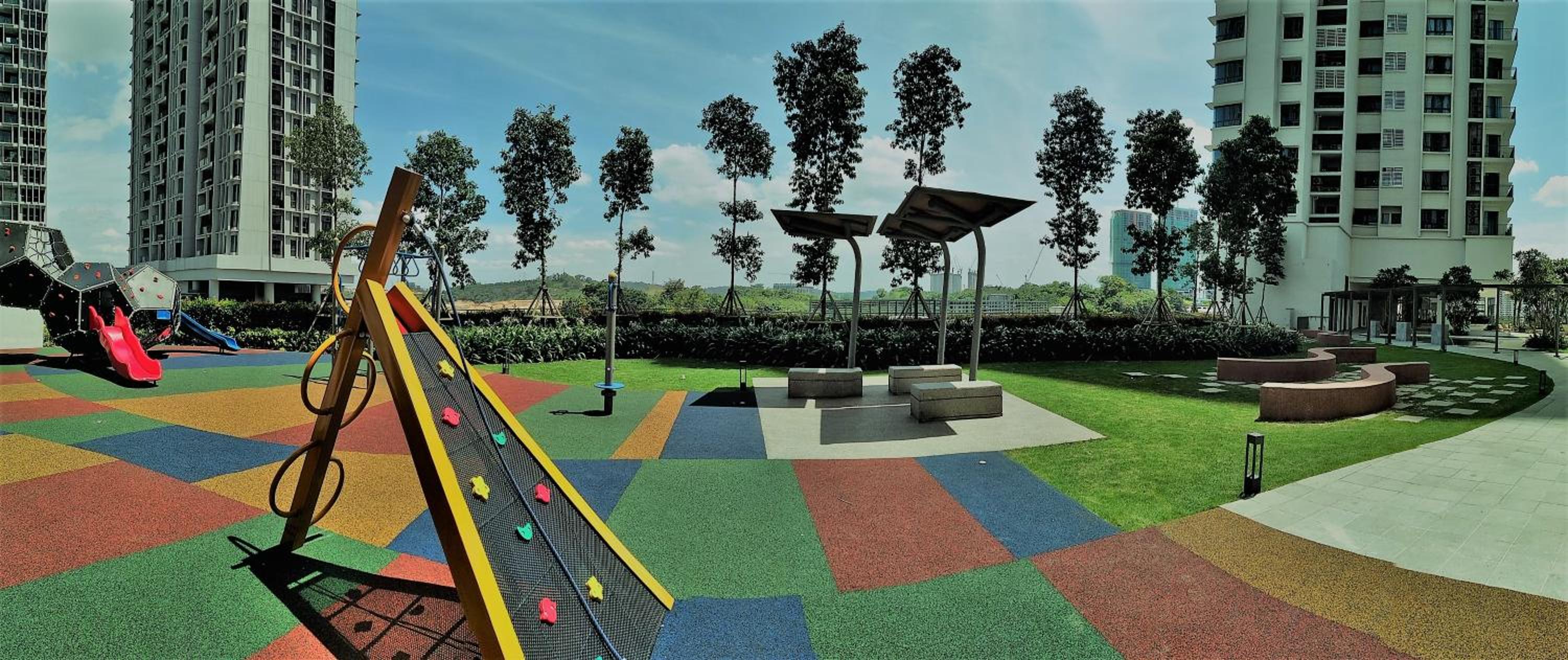 RESORT HOME WITH GOLF AND KLCC CITY VIEW NEAR TO BUKIT JALIL STADIUM & AXIATA ARENA