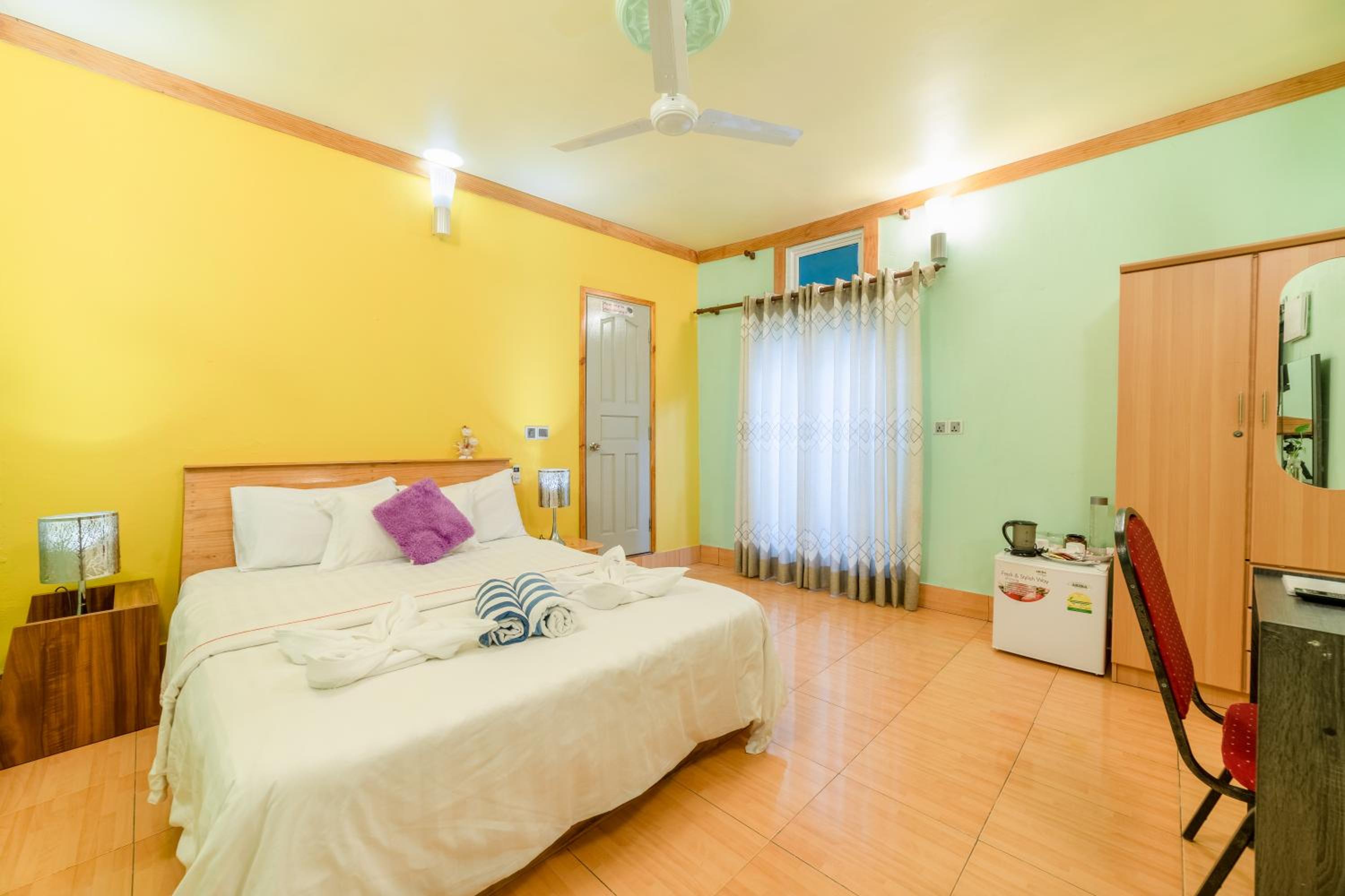 Olhumathi View Inn
