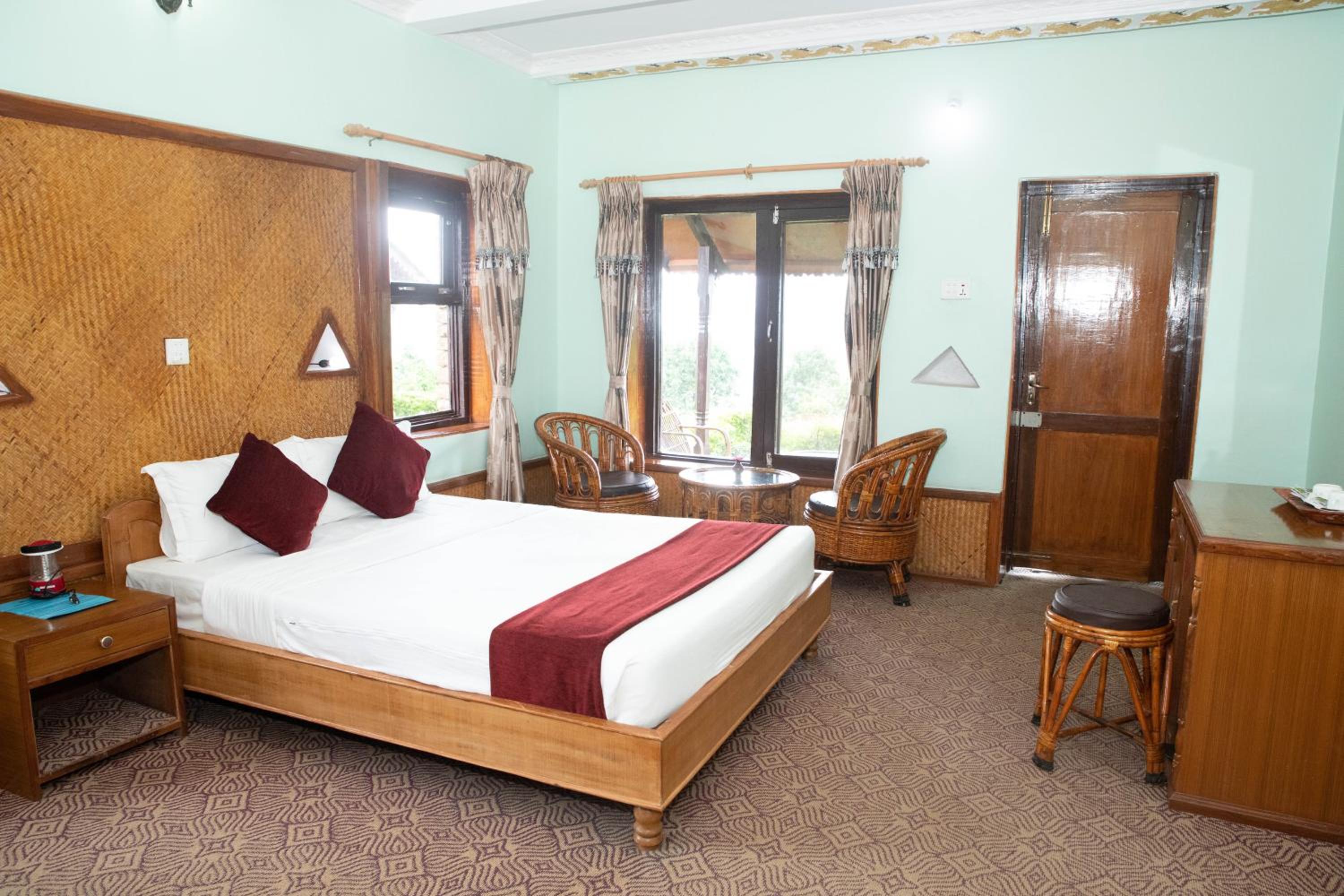Himalayan Deurali Resort