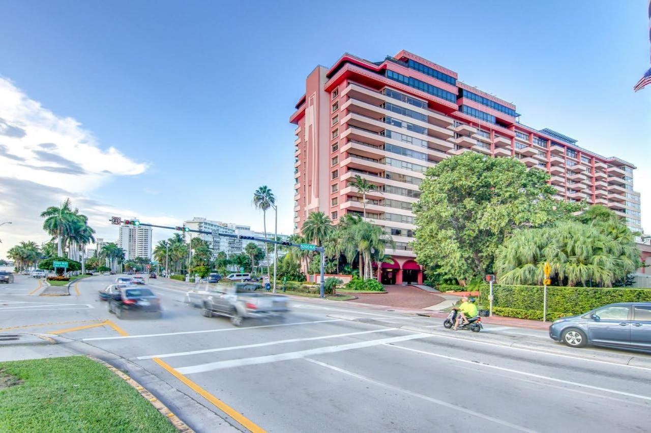 Hotel 2/2 Beachfront Condo With Direct Beach Access