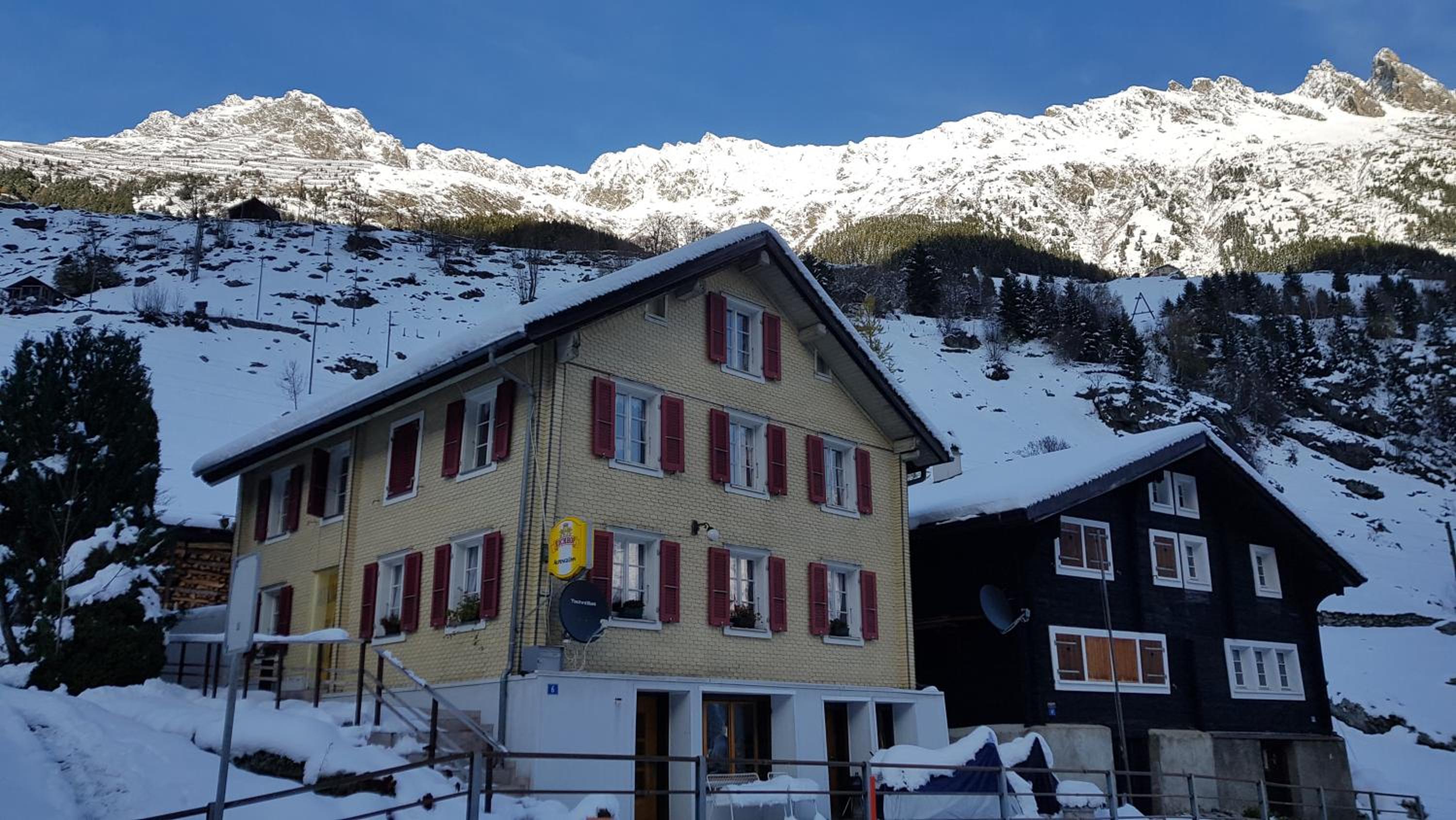 Gästehaus Alpenglühn