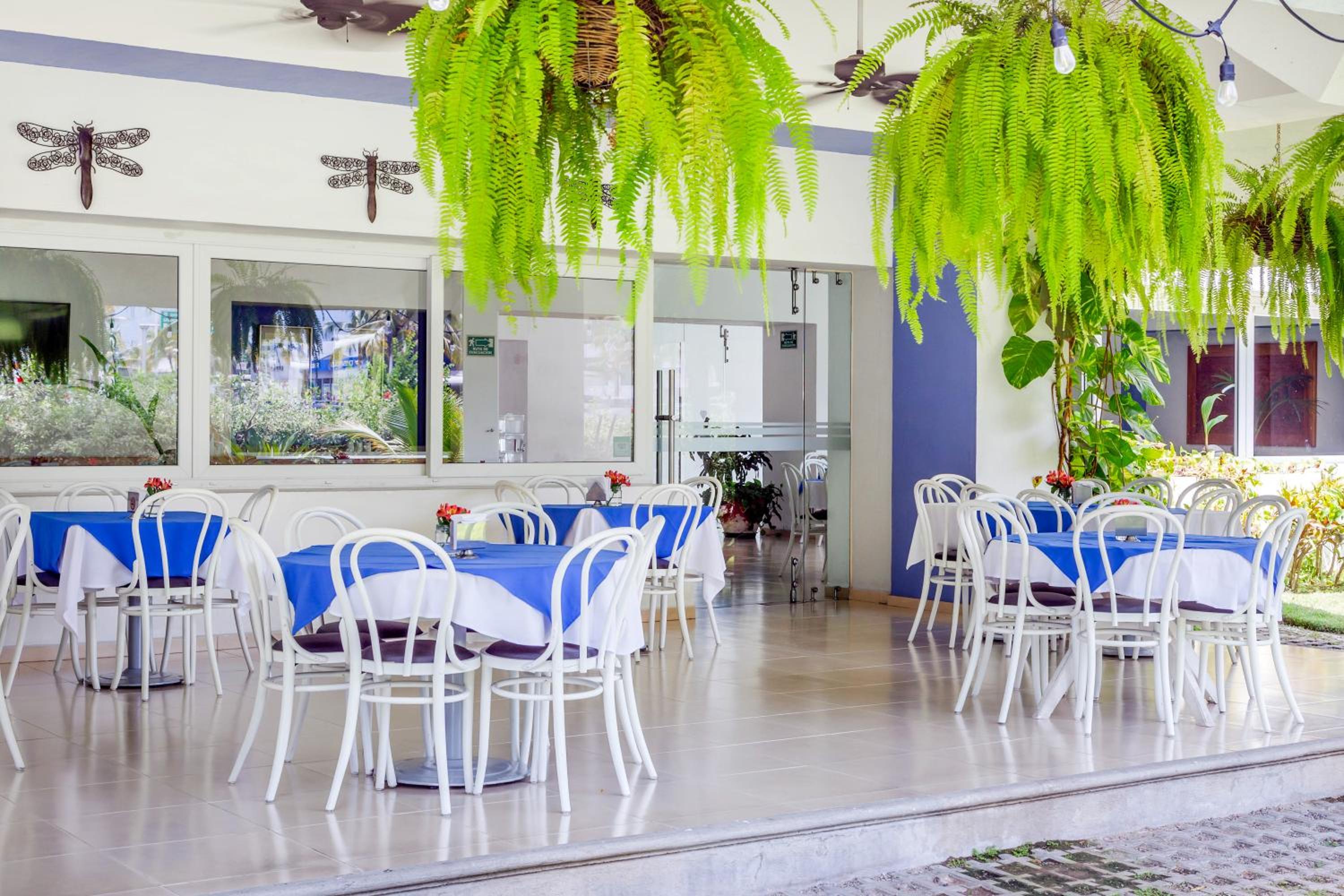 Comfort Inn Puerto Vallarta Golfside & Marina