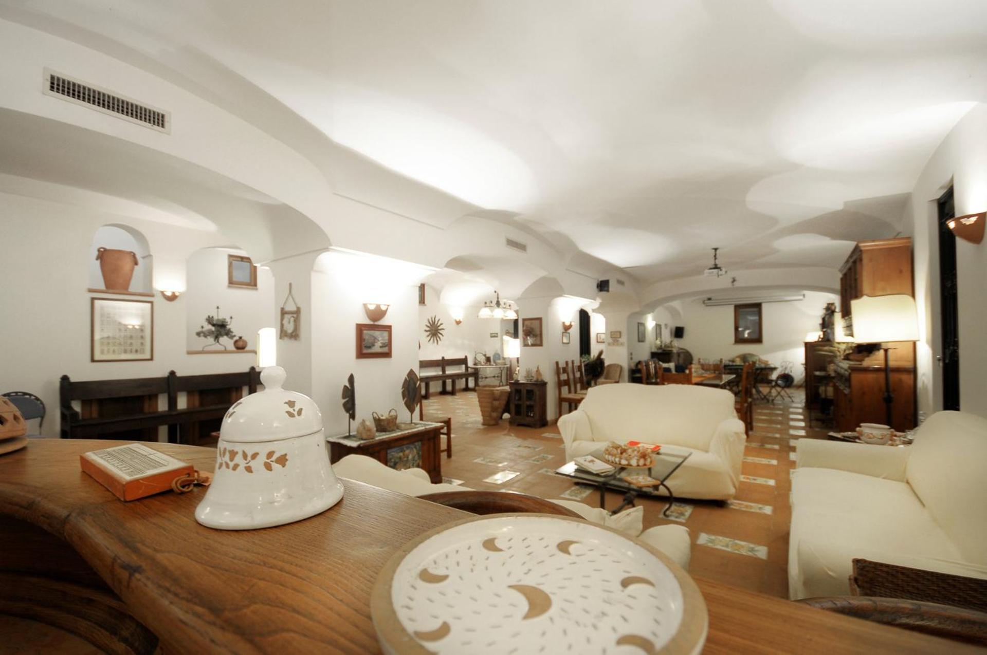AMORE RENTALS - Villa Angelo photo 4
