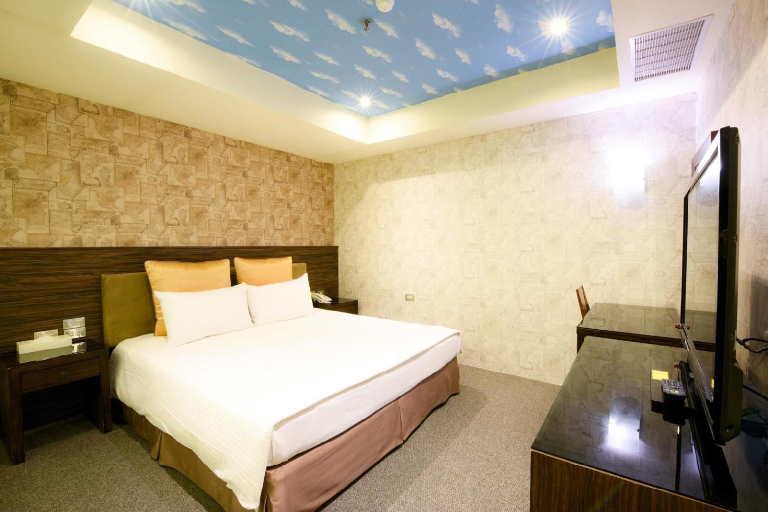 H.M.Hotel
